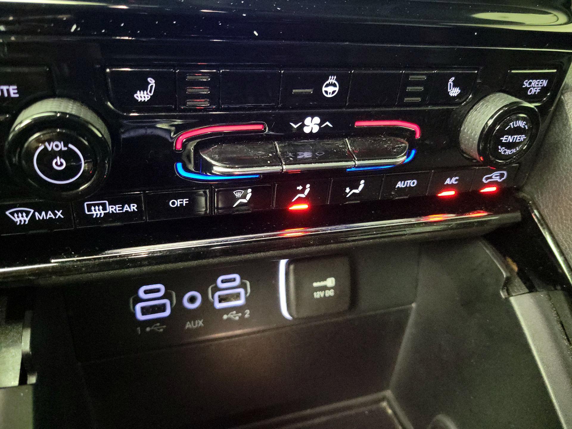 Thumbnail: 2023 Jeep Grand Cherokee - 17