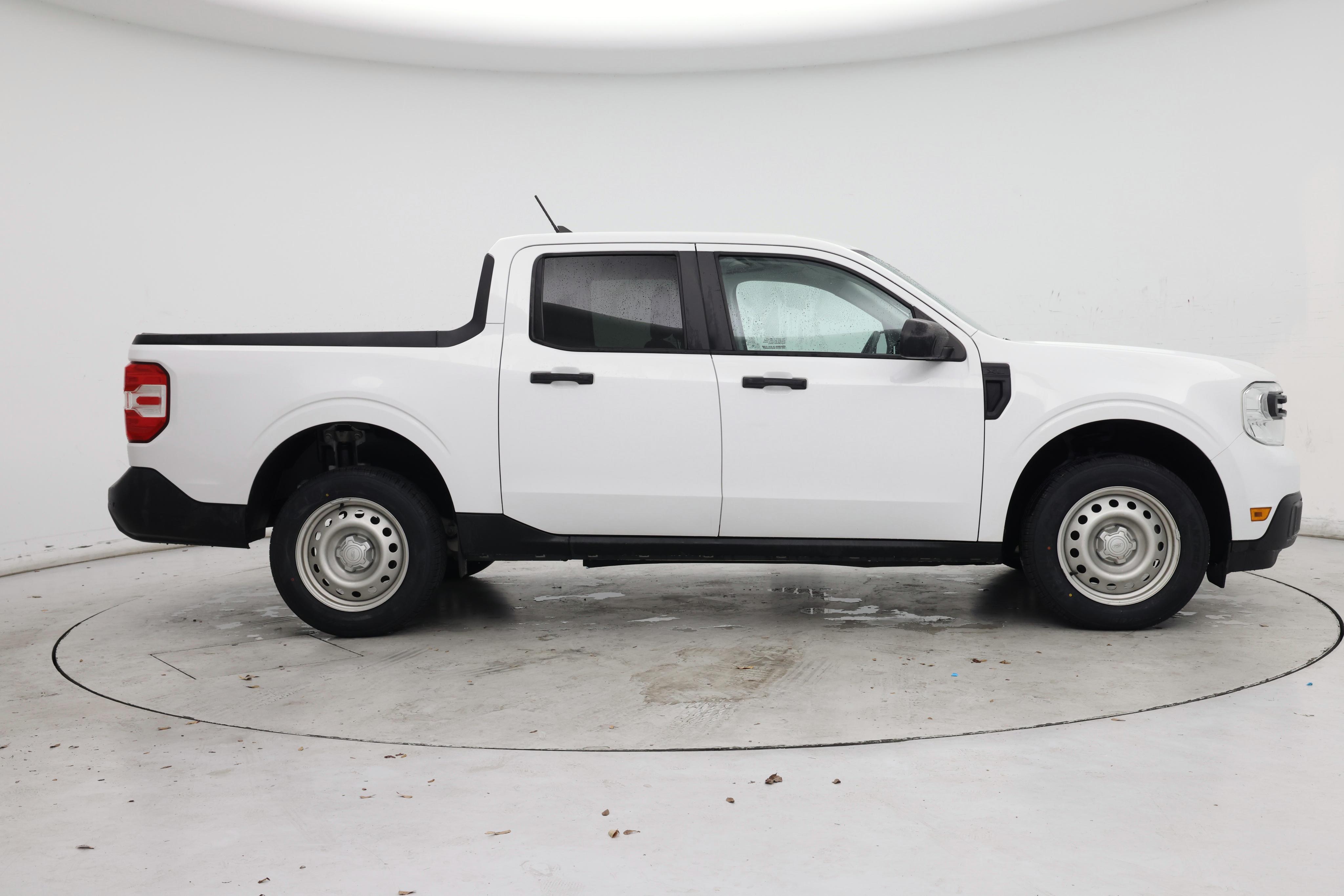 Thumbnail: 2022 Ford Maverick - 7