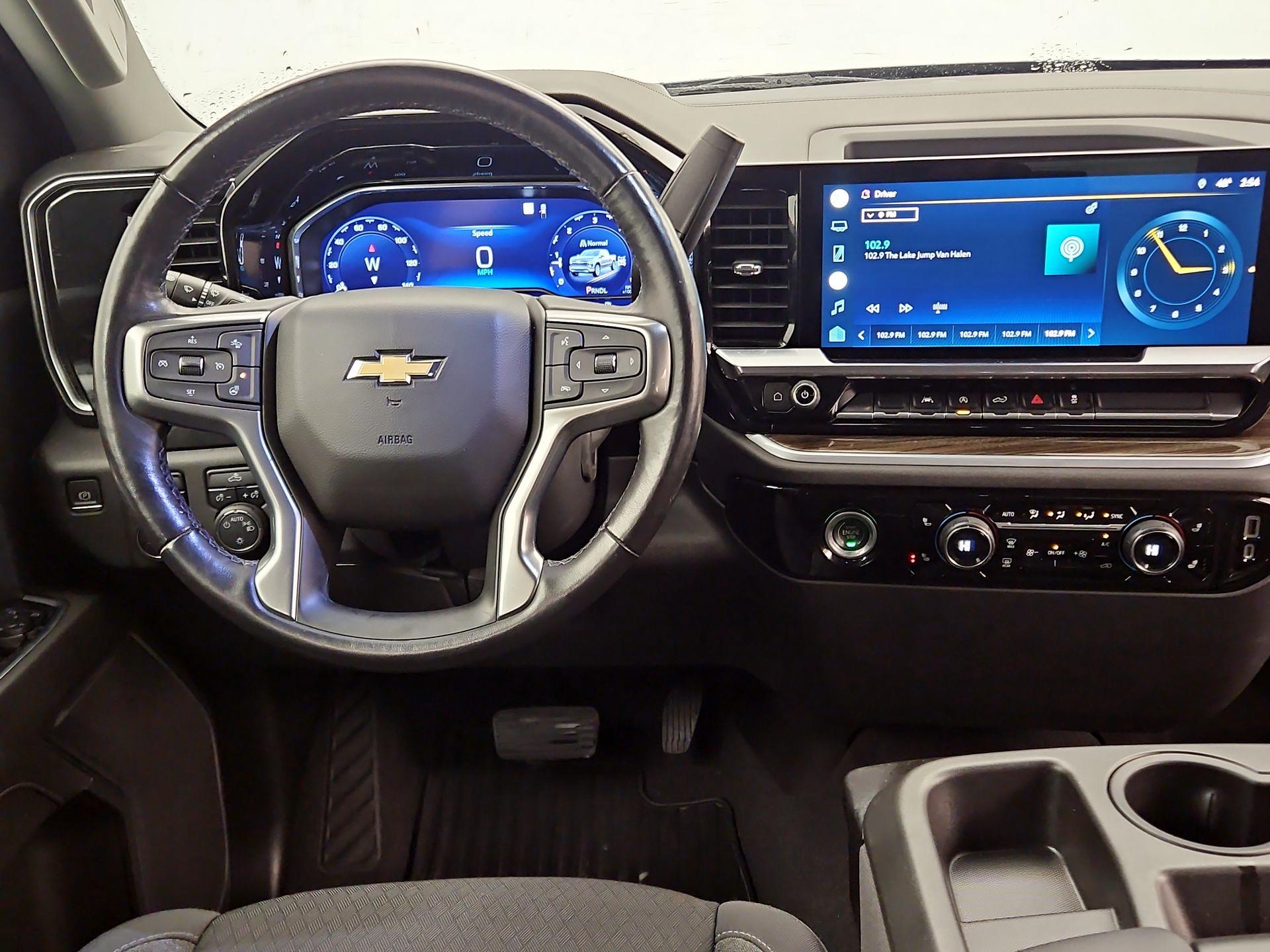 Thumbnail: 2022 Chevrolet Silverado 1500 - 10