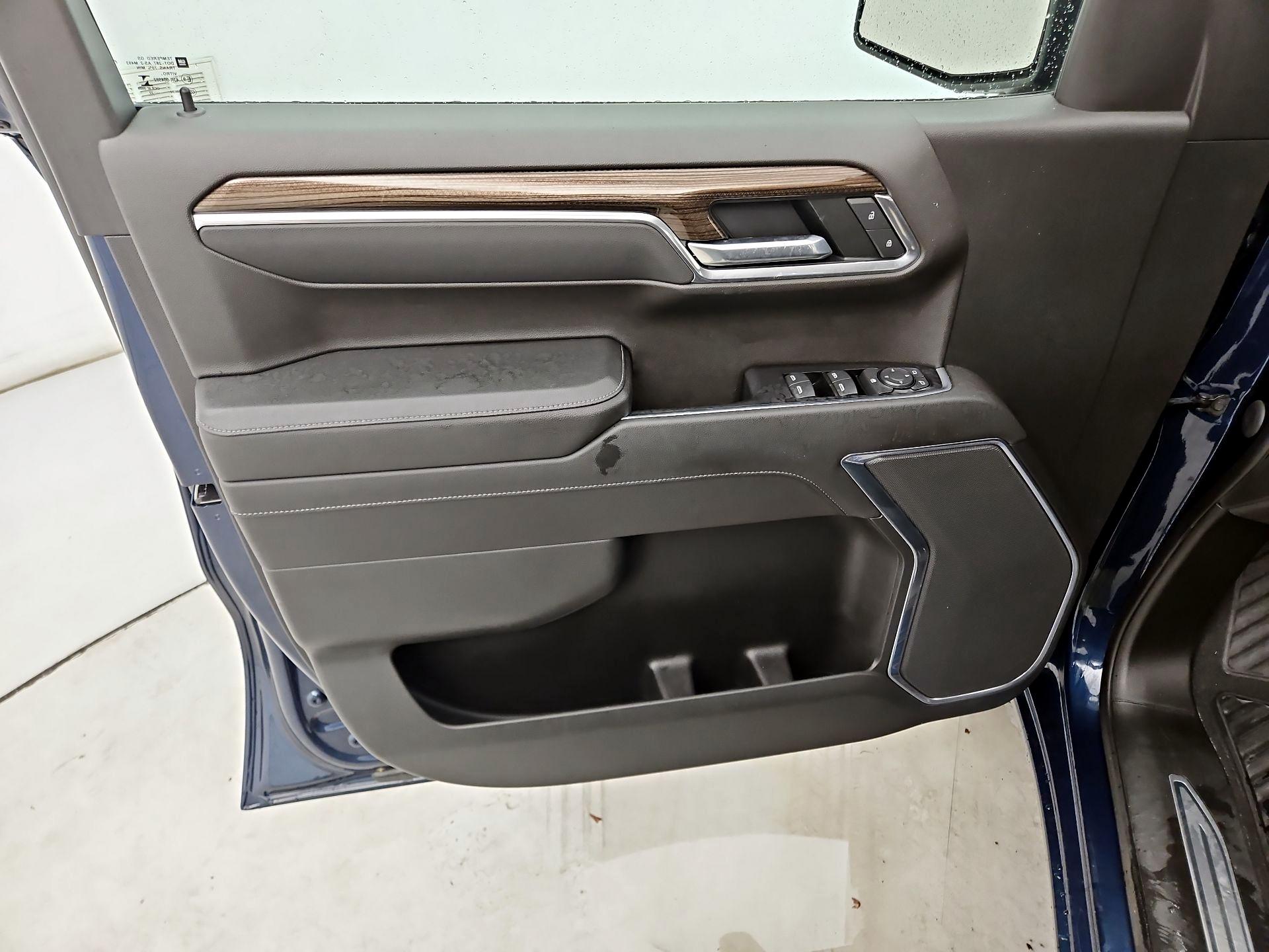 Thumbnail: 2022 Chevrolet Silverado 1500 - 12