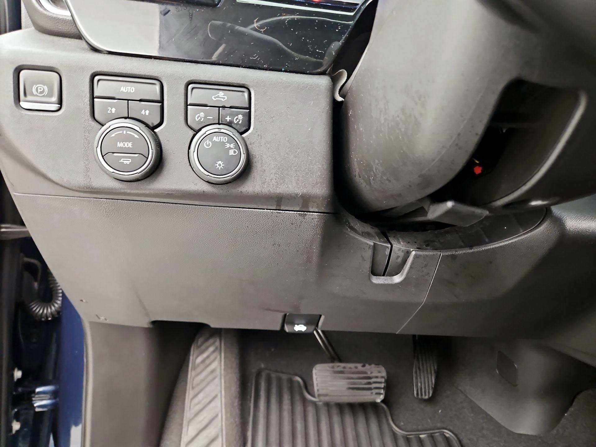 Thumbnail: 2022 Chevrolet Silverado 1500 - 13