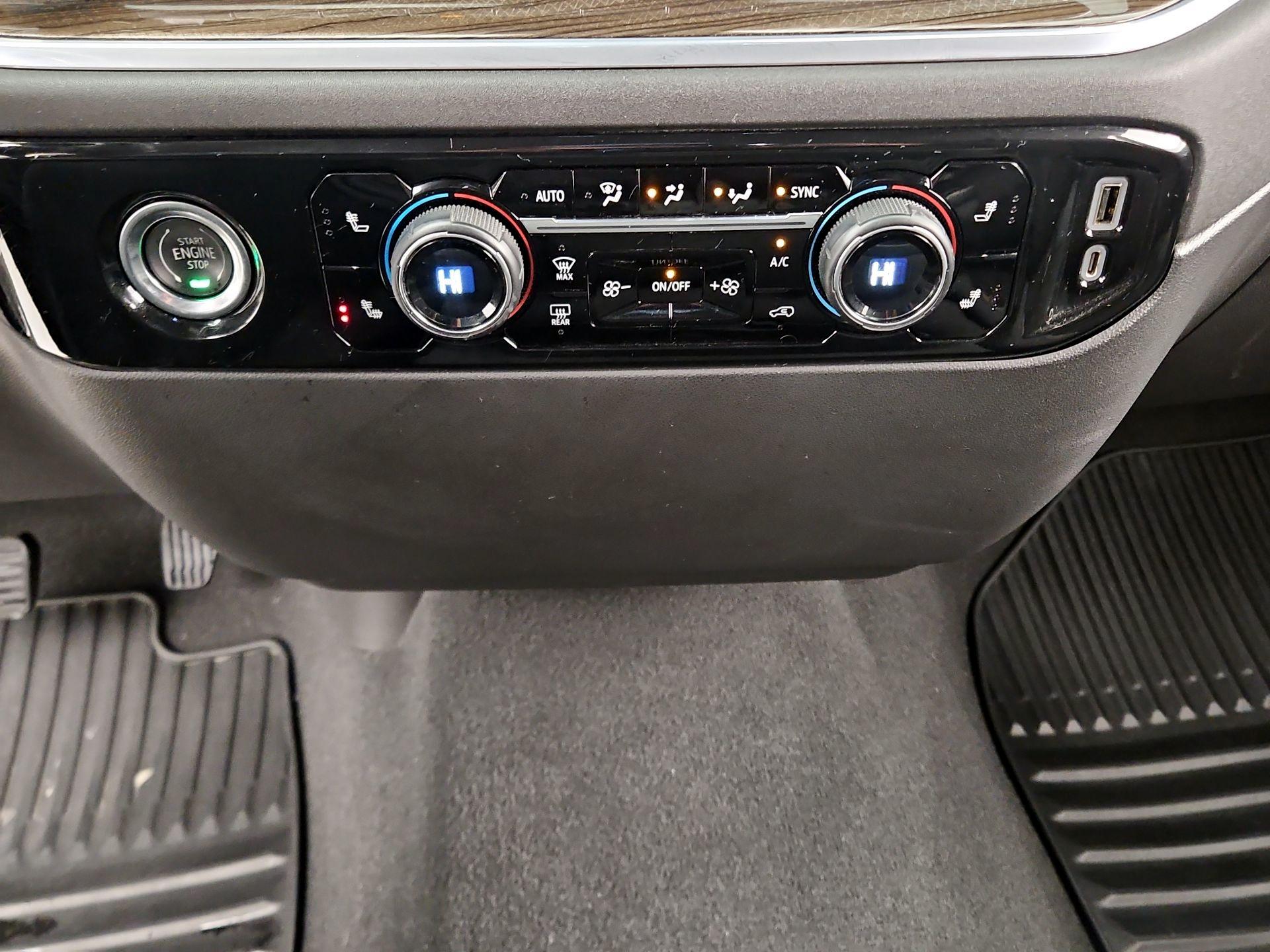 Thumbnail: 2022 Chevrolet Silverado 1500 - 18