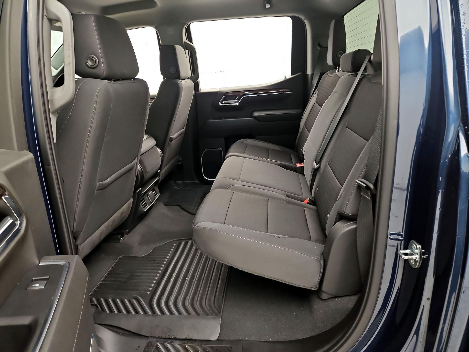 Thumbnail: 2022 Chevrolet Silverado 1500 - 19