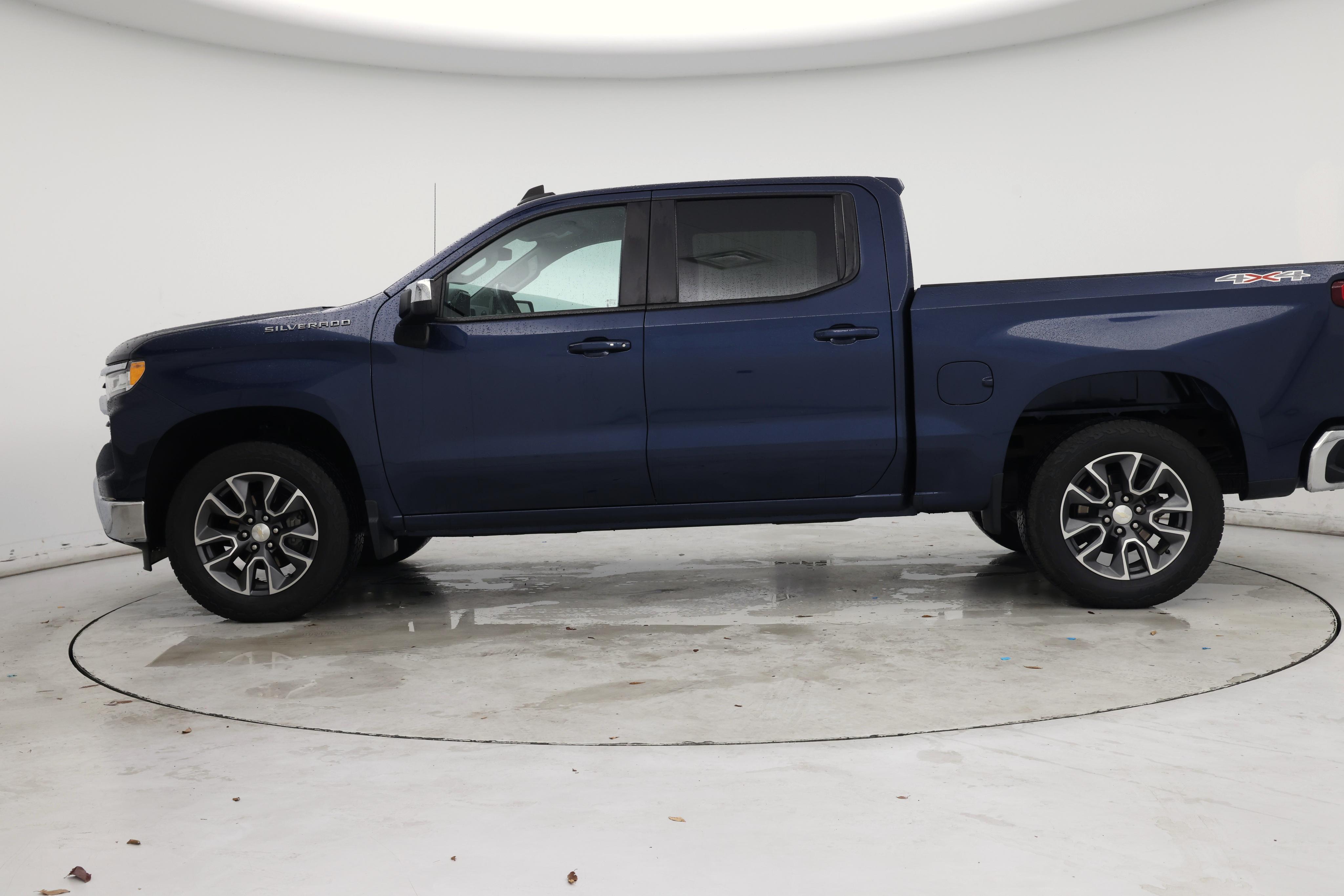 Thumbnail: 2022 Chevrolet Silverado 1500 - 3