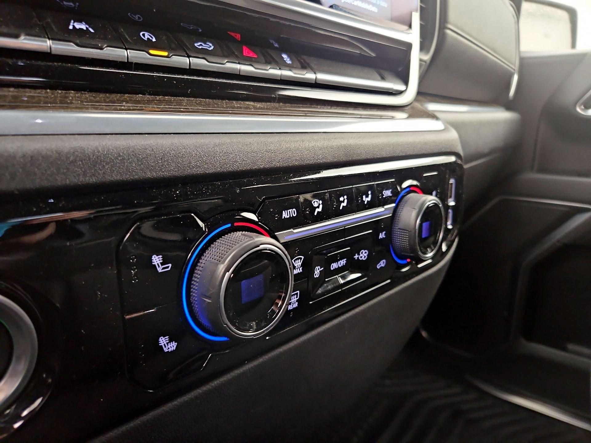 Thumbnail: 2022 Chevrolet Silverado 1500 - 16