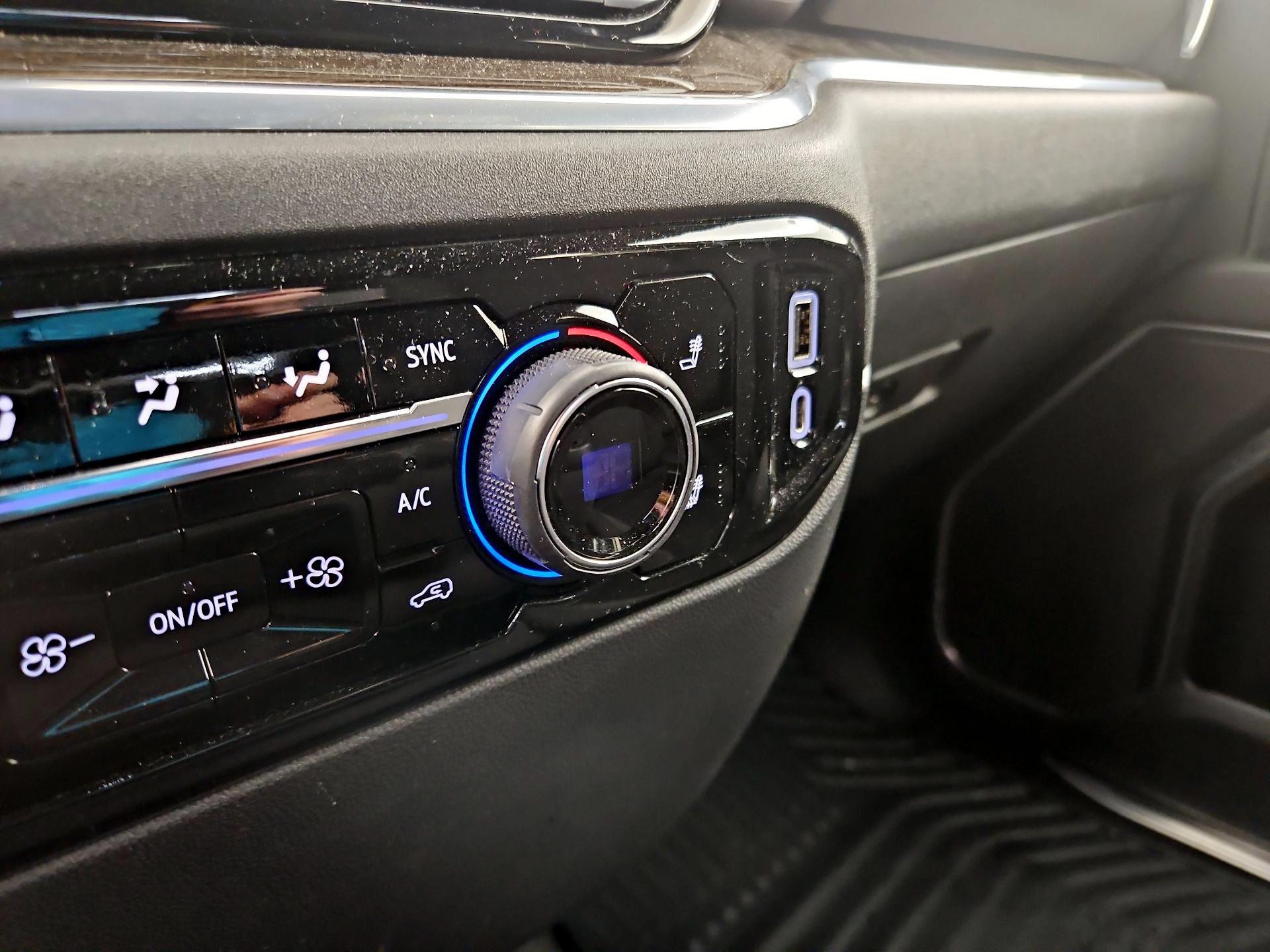 Thumbnail: 2022 Chevrolet Silverado 1500 - 18