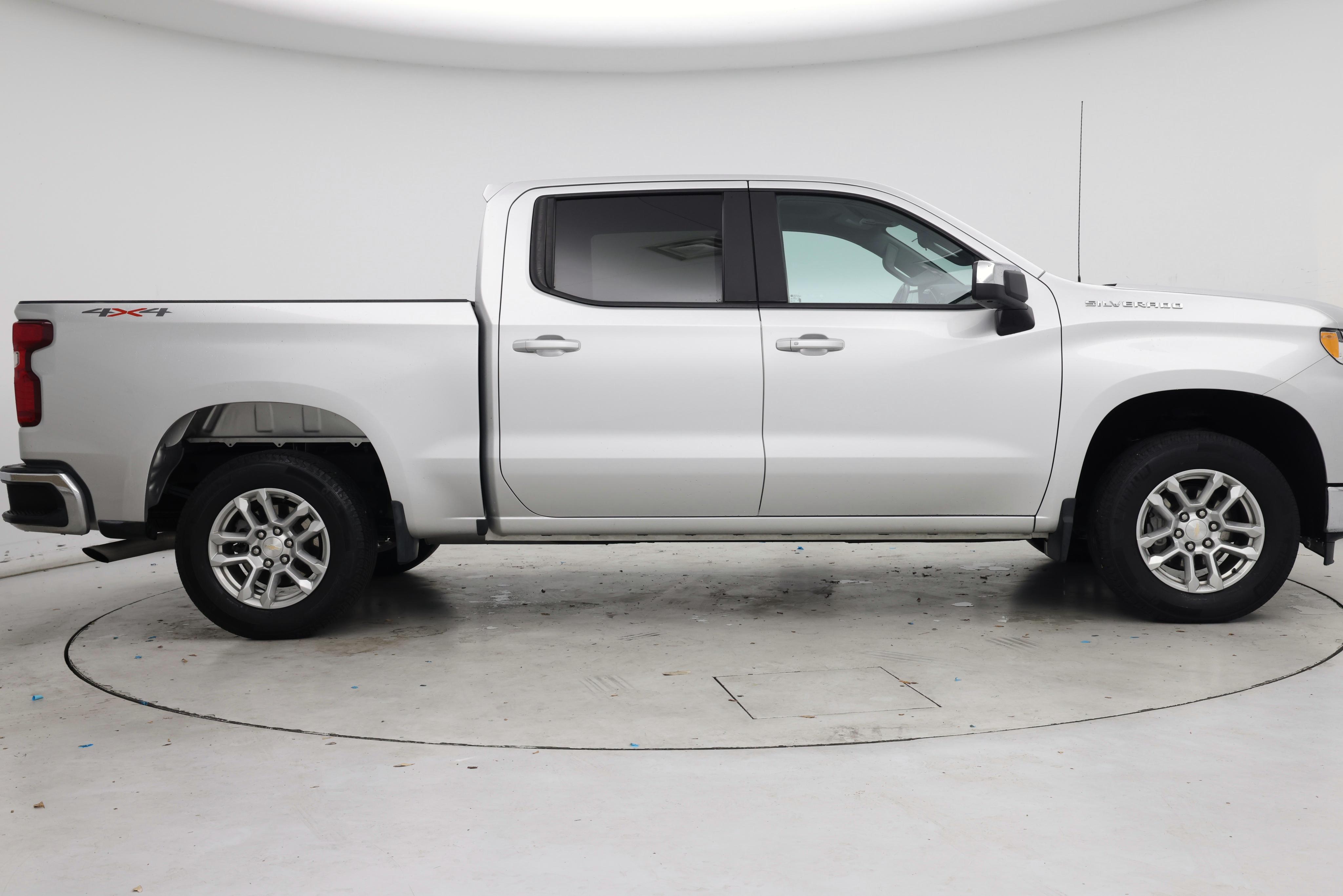 Thumbnail: 2022 Chevrolet Silverado 1500 - 7