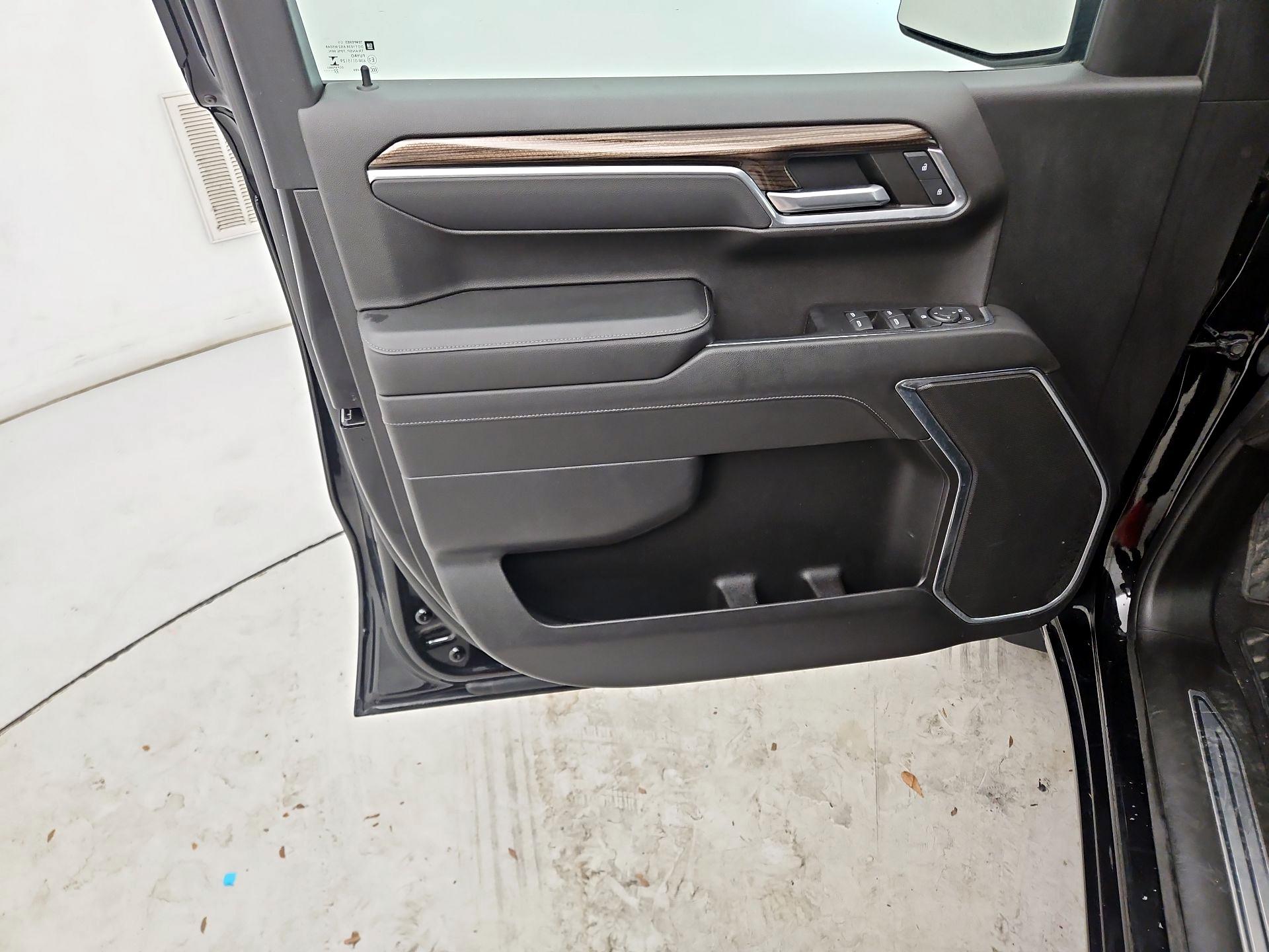 Thumbnail: 2022 Chevrolet Silverado 1500 - 12