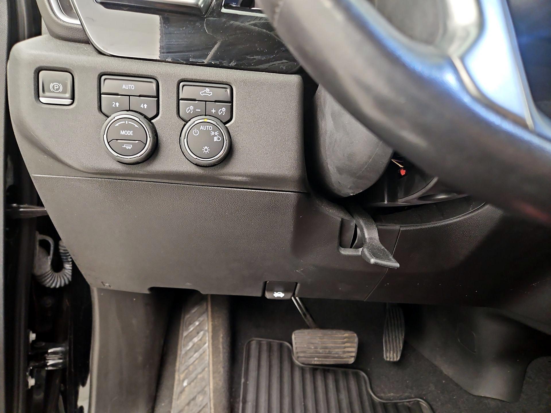 Thumbnail: 2022 Chevrolet Silverado 1500 - 13