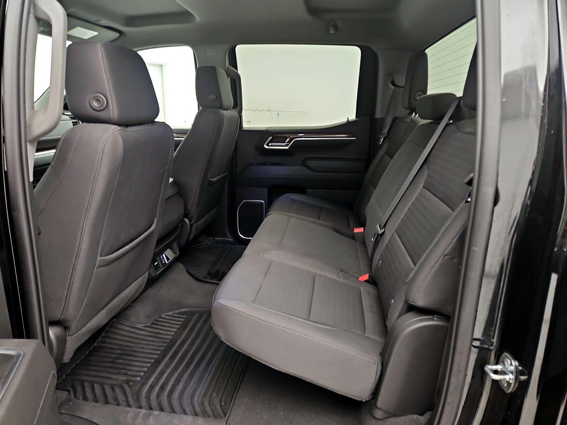 Thumbnail: 2022 Chevrolet Silverado 1500 - 19