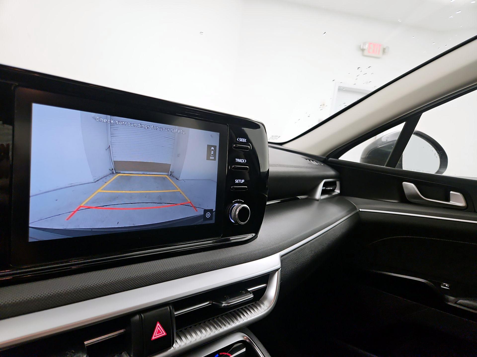 Thumbnail: 2021 Kia K5 - 14