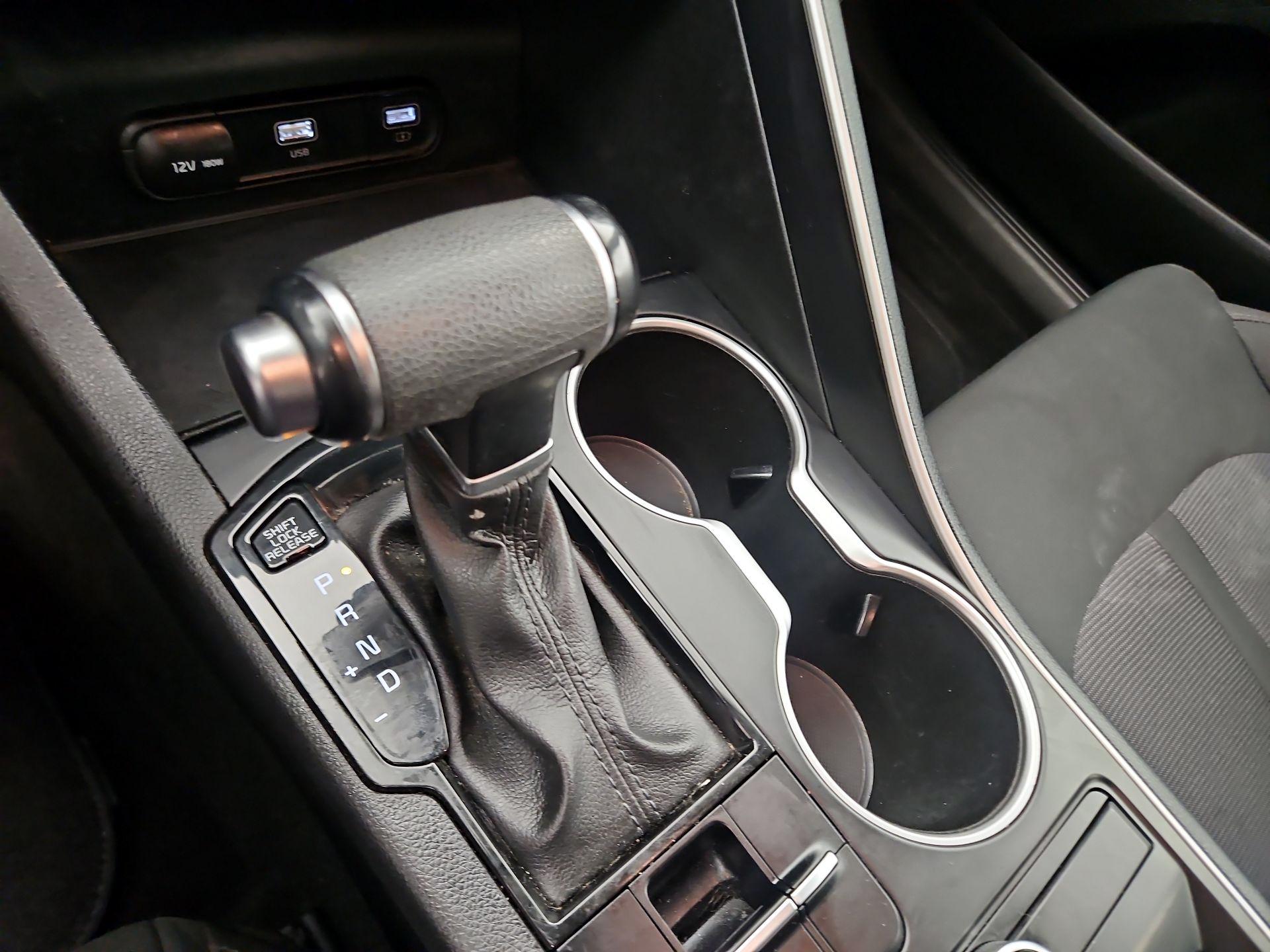 Thumbnail: 2021 Kia K5 - 17