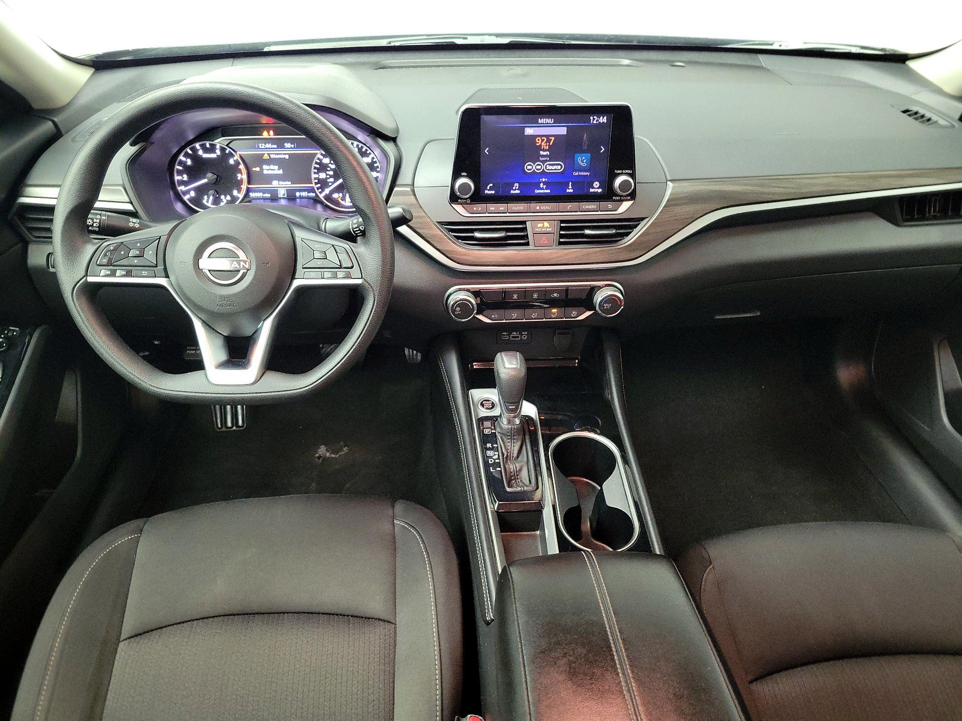 Thumbnail: 2023 Nissan Altima - 9