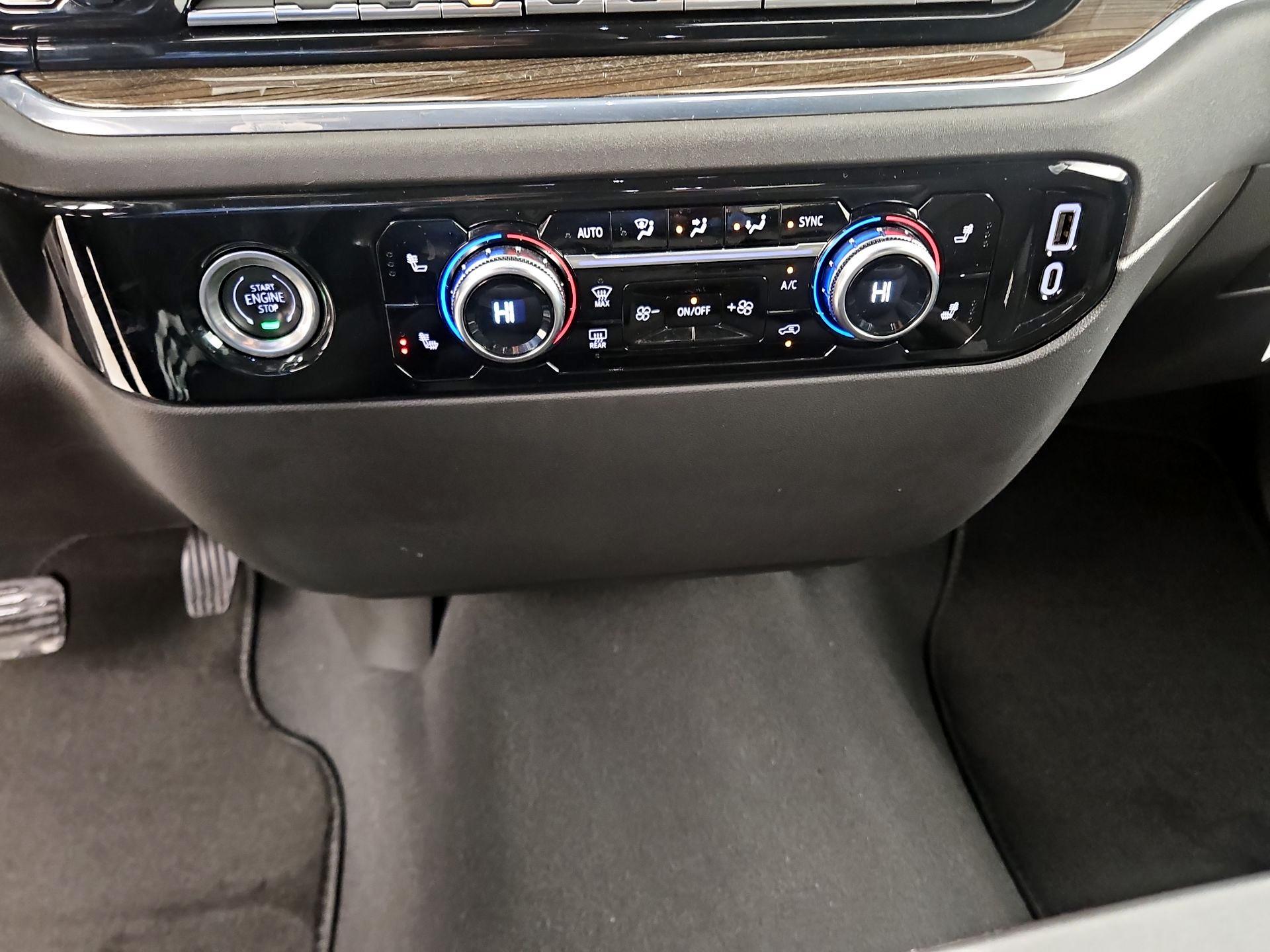 Thumbnail: 2024 GMC Sierra 1500 - 18