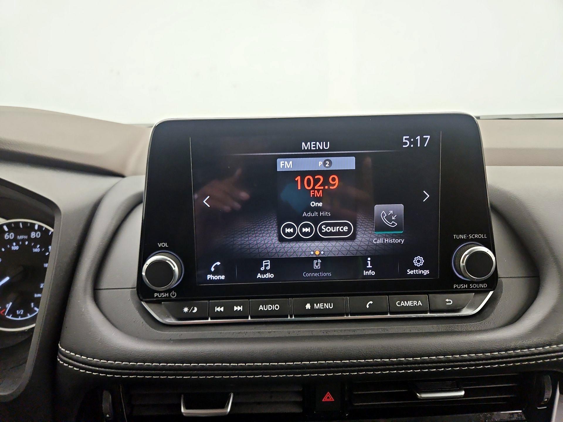 Thumbnail: 2022 Nissan Rogue - 15