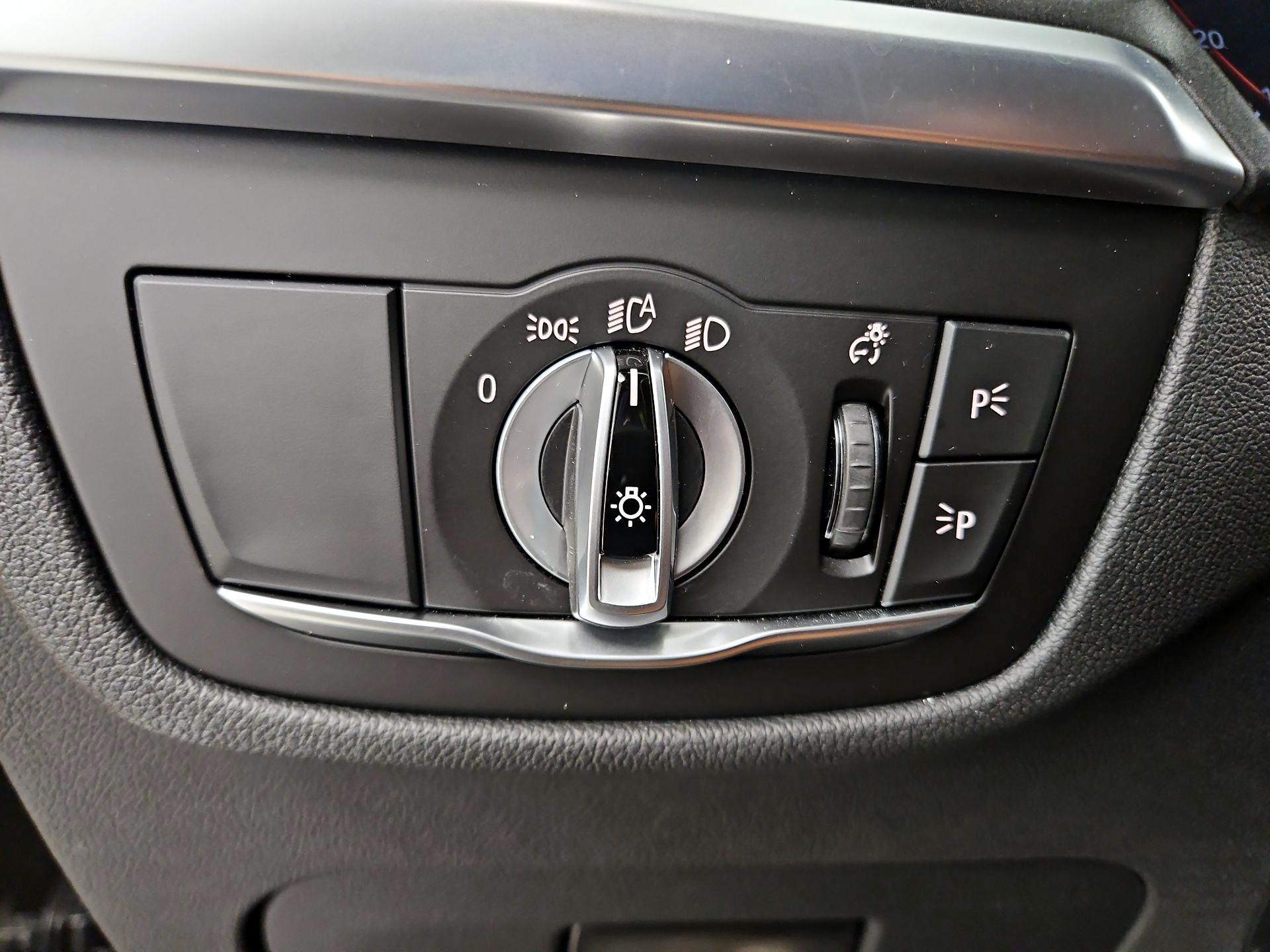 Thumbnail: 2022 BMW X3 - 13