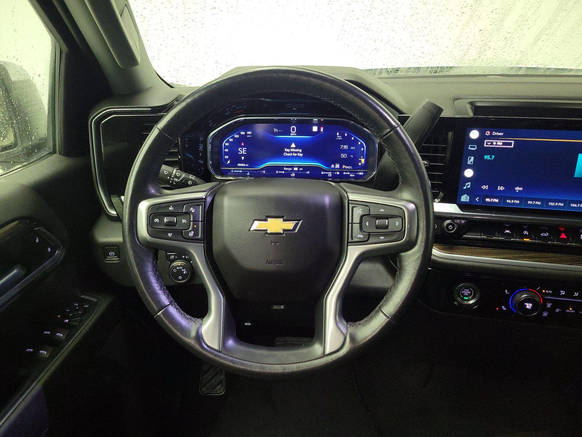 Thumbnail: 2022 Chevrolet Silverado 1500 - 10