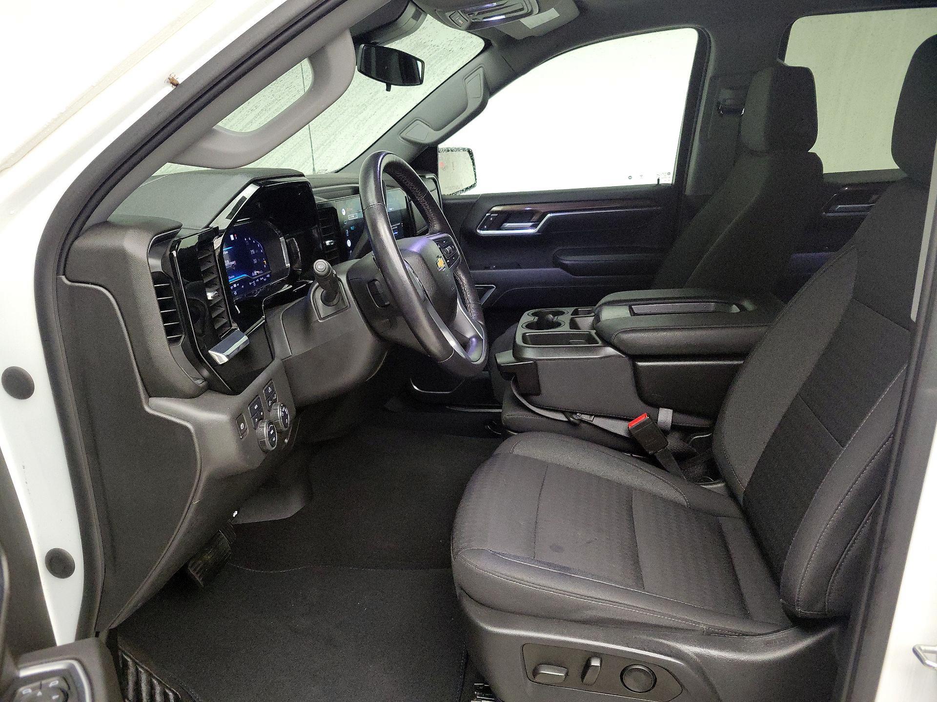 Thumbnail: 2022 Chevrolet Silverado 1500 - 11