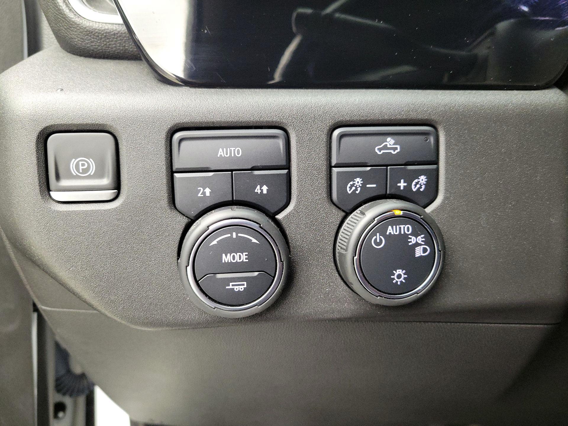 Thumbnail: 2022 Chevrolet Silverado 1500 - 13