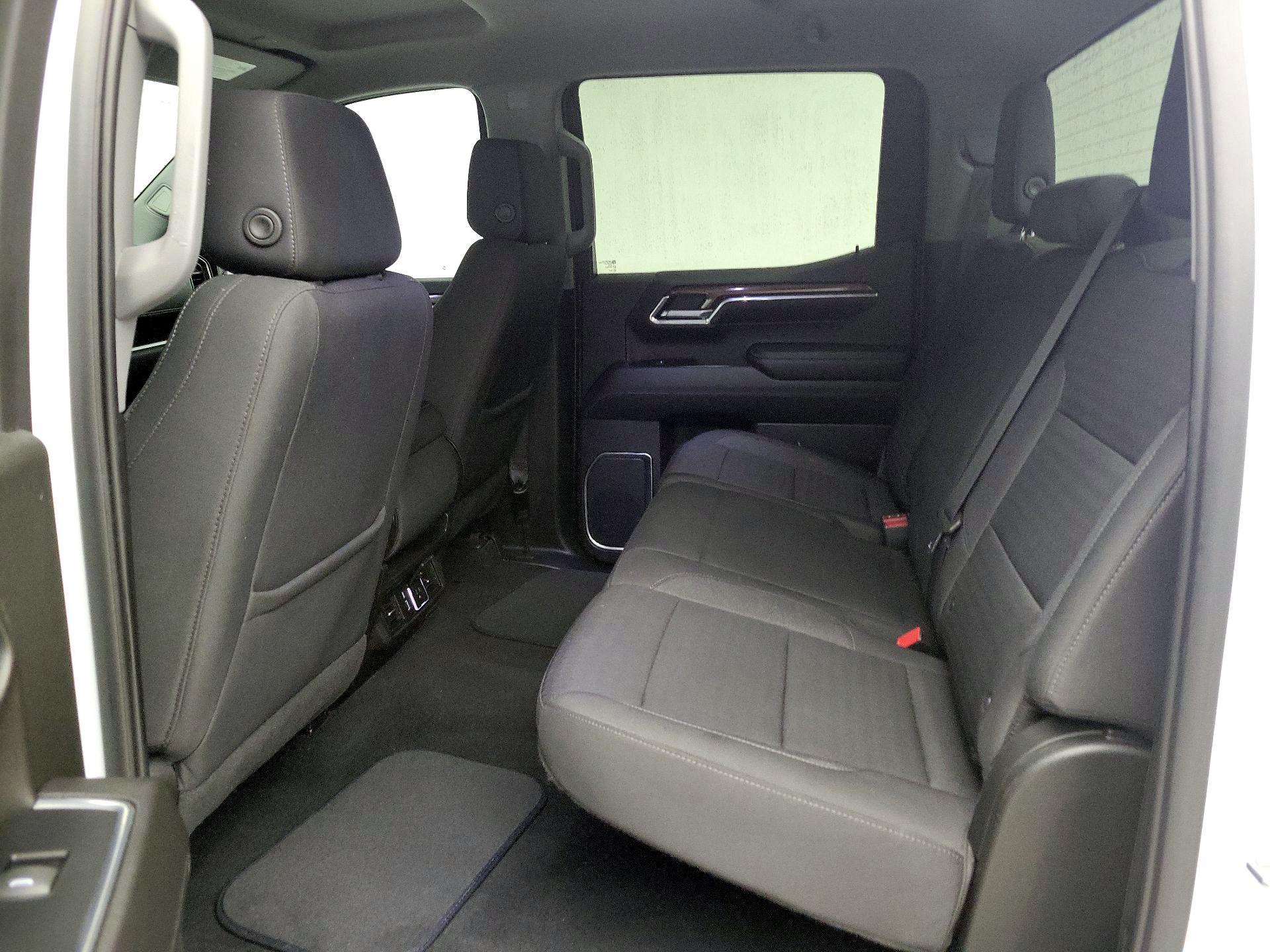 Thumbnail: 2022 Chevrolet Silverado 1500 - 19