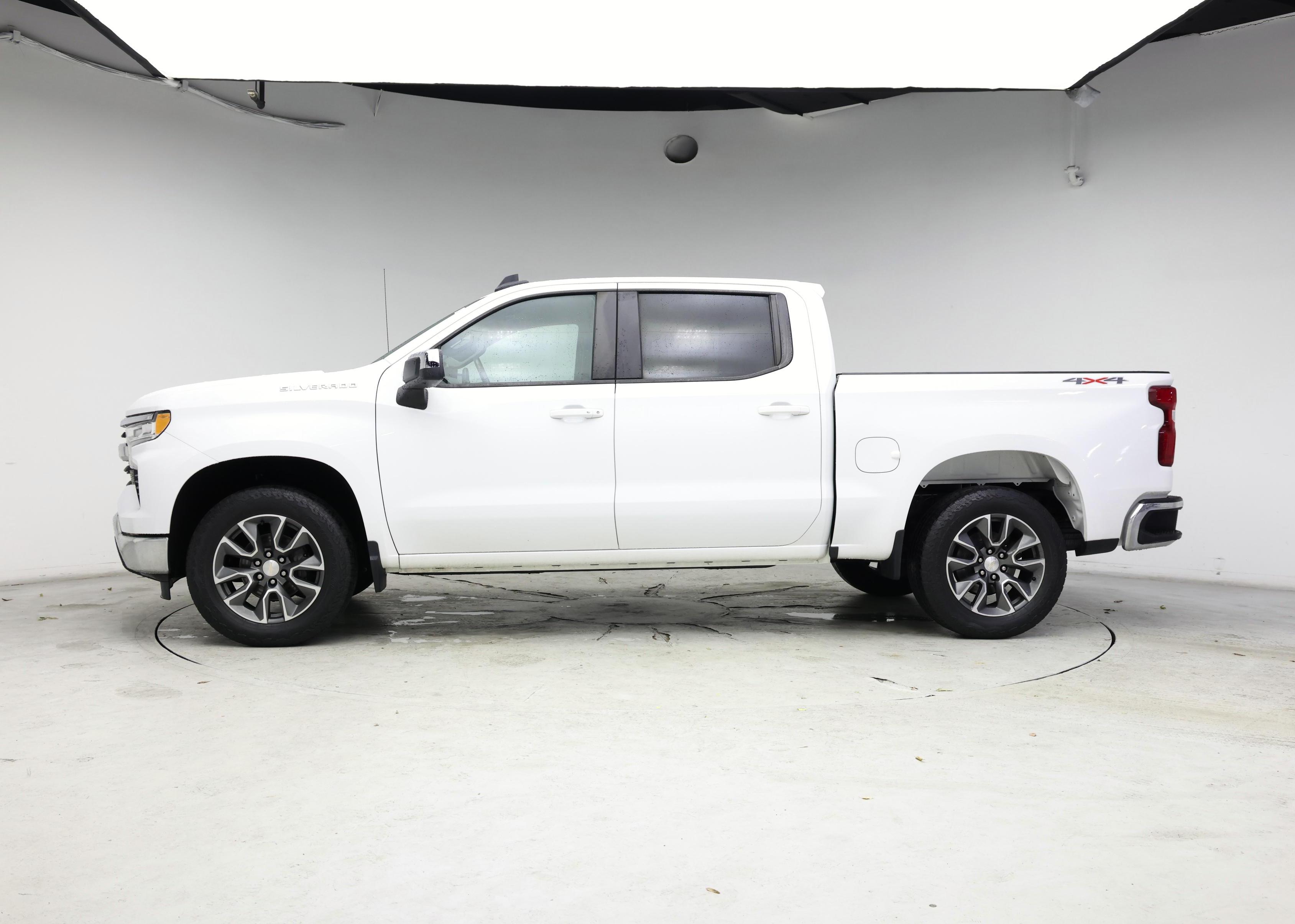 Thumbnail: 2022 Chevrolet Silverado 1500 - 3