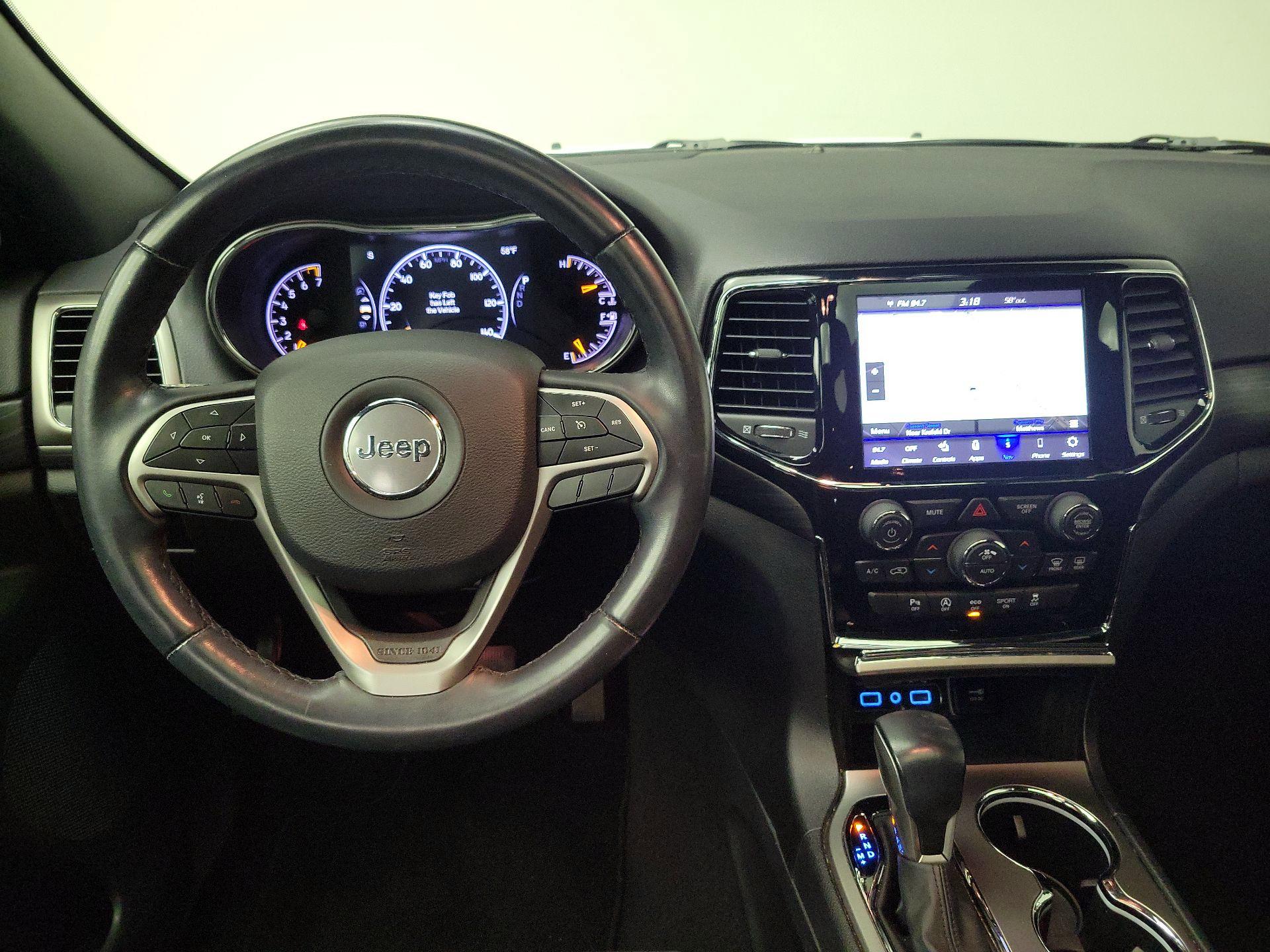 Thumbnail: 2020 Jeep Grand Cherokee - 10