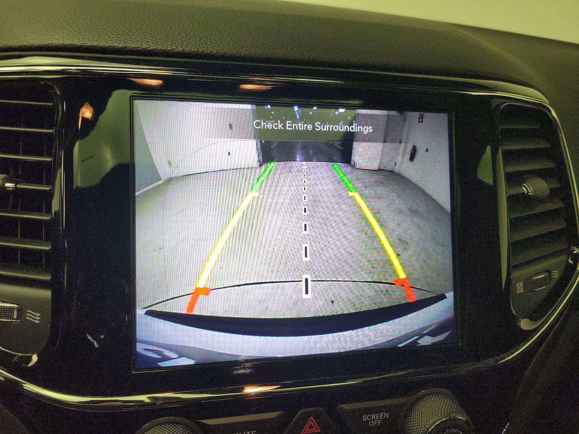 Thumbnail: 2020 Jeep Grand Cherokee - 15