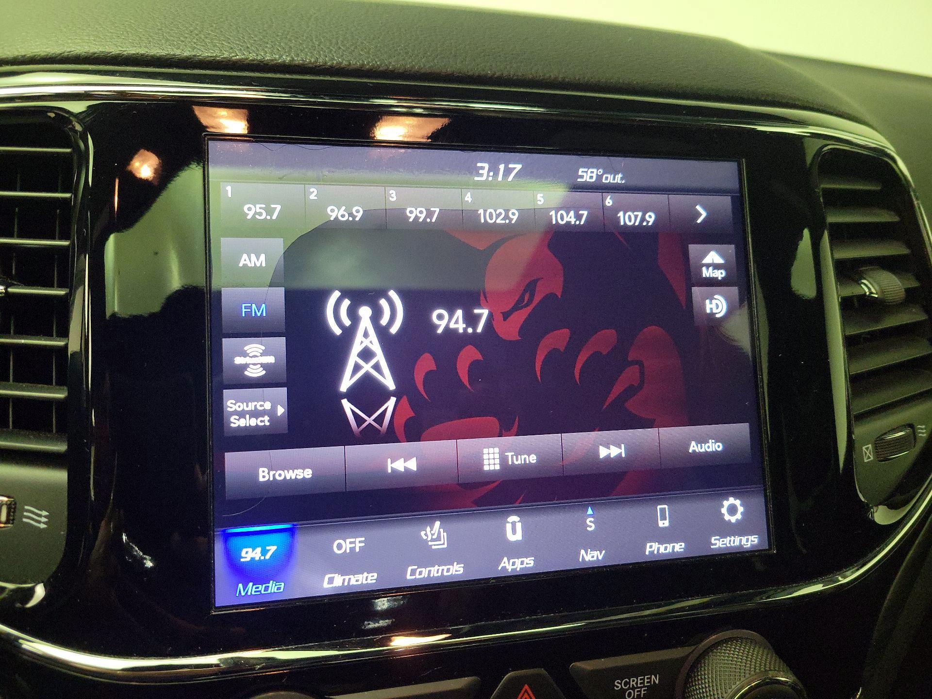 Thumbnail: 2020 Jeep Grand Cherokee - 16