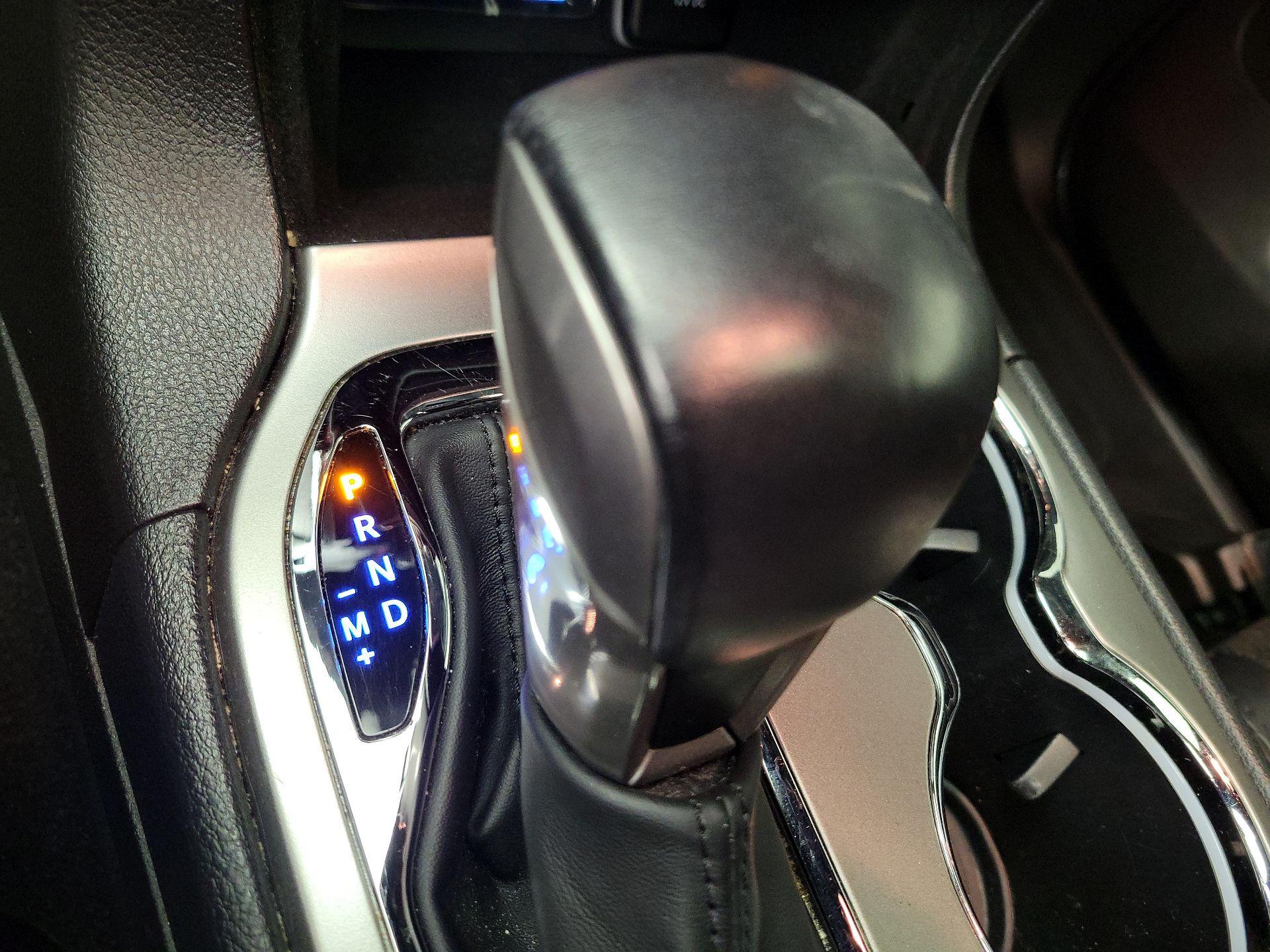 Thumbnail: 2020 Jeep Grand Cherokee - 18