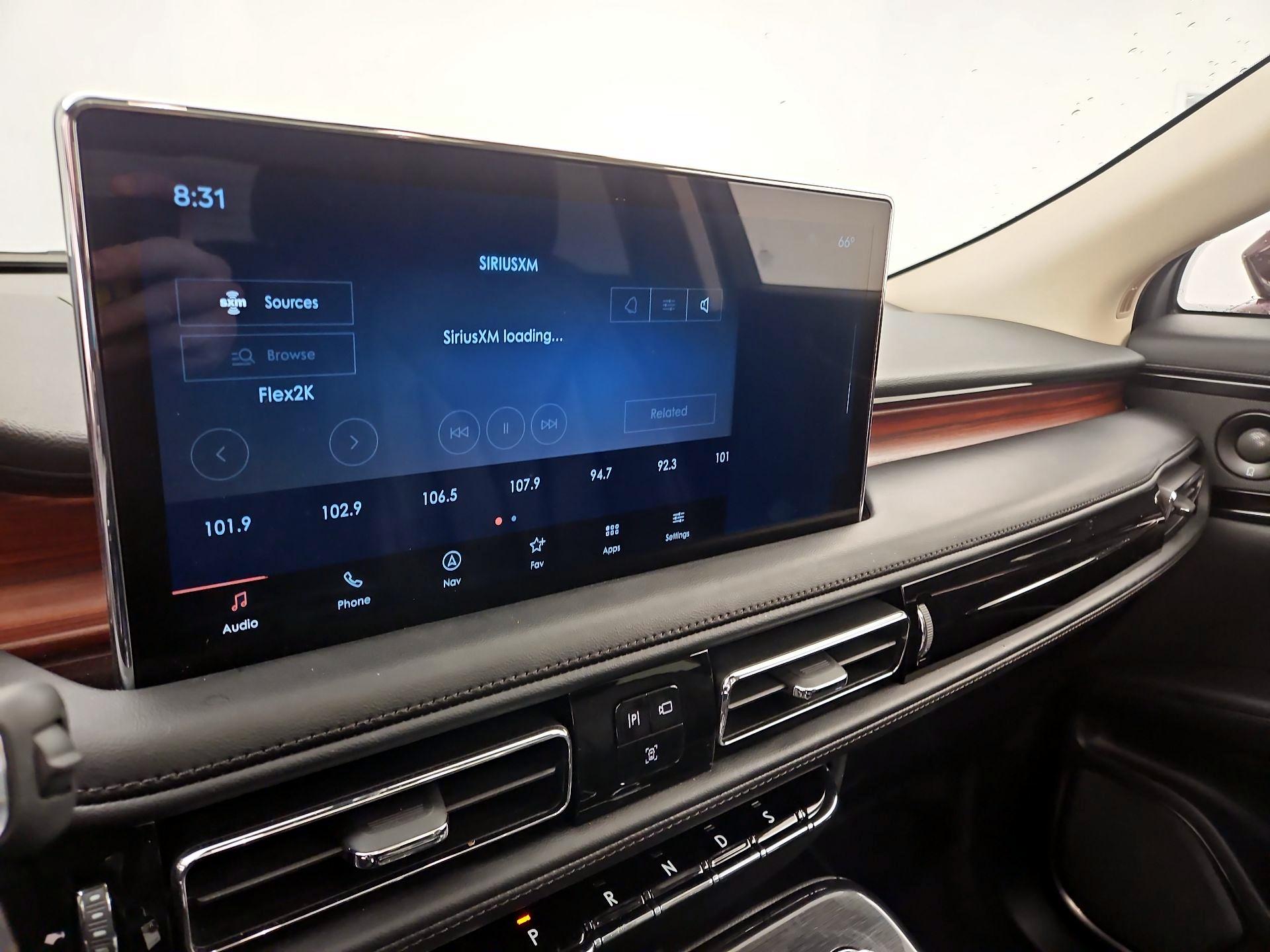 Thumbnail: 2021 Lincoln Nautilus - 15