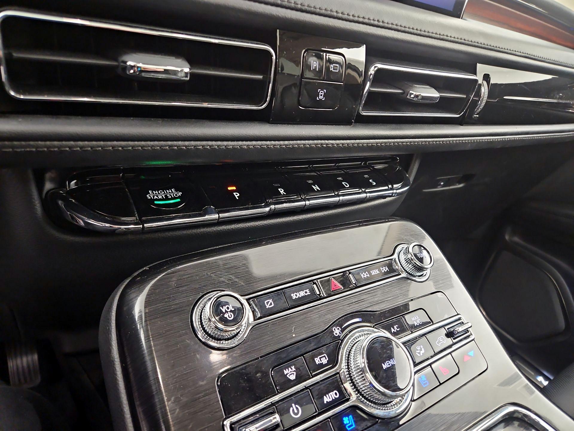 Thumbnail: 2021 Lincoln Nautilus - 17