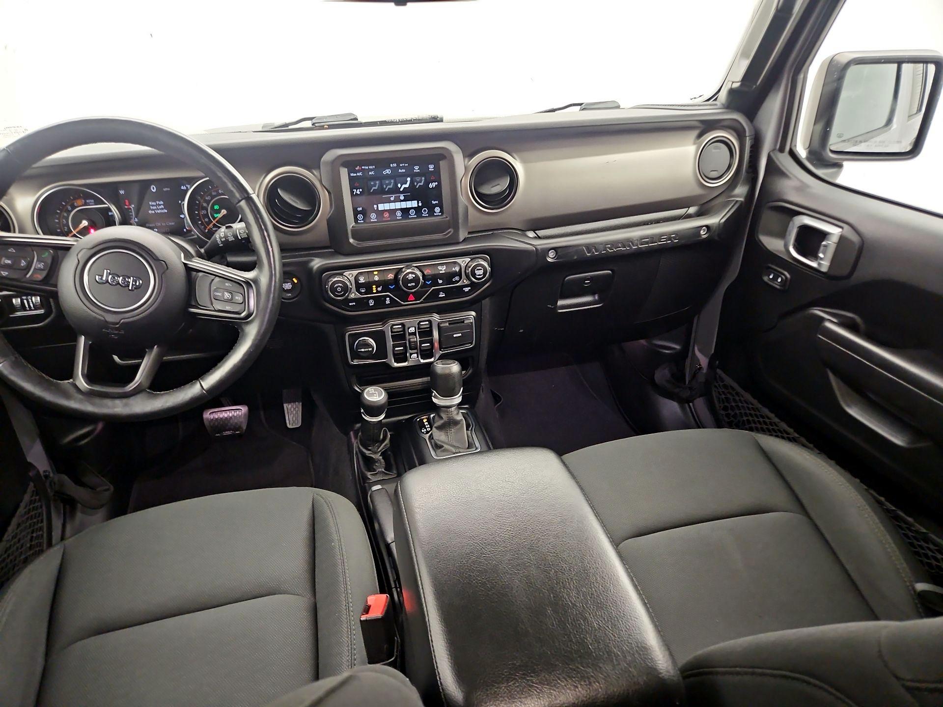 Thumbnail: 2021 Jeep Wrangler - 9