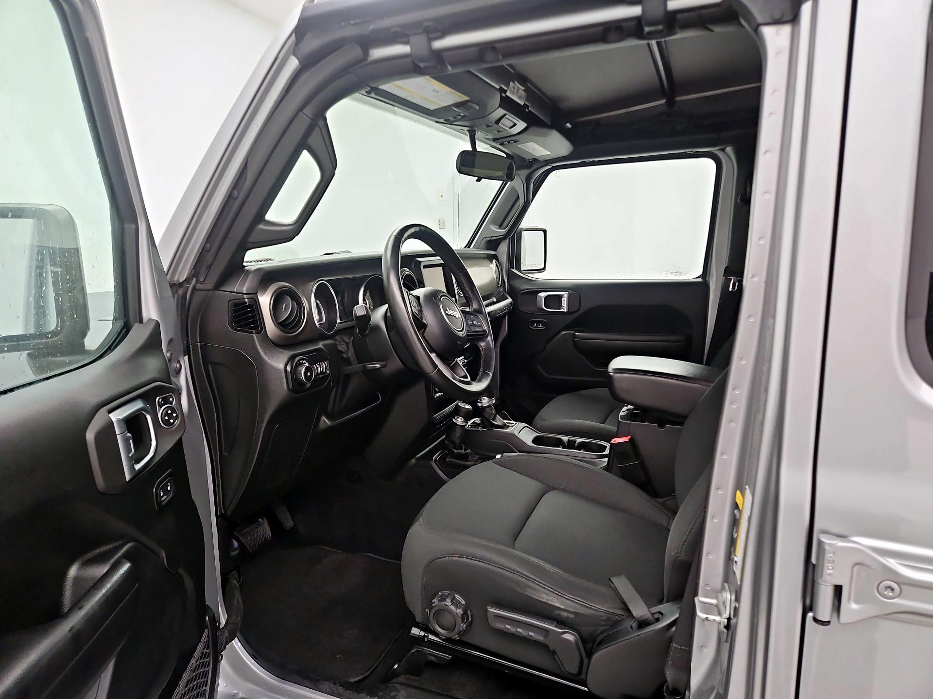 Thumbnail: 2021 Jeep Wrangler - 11