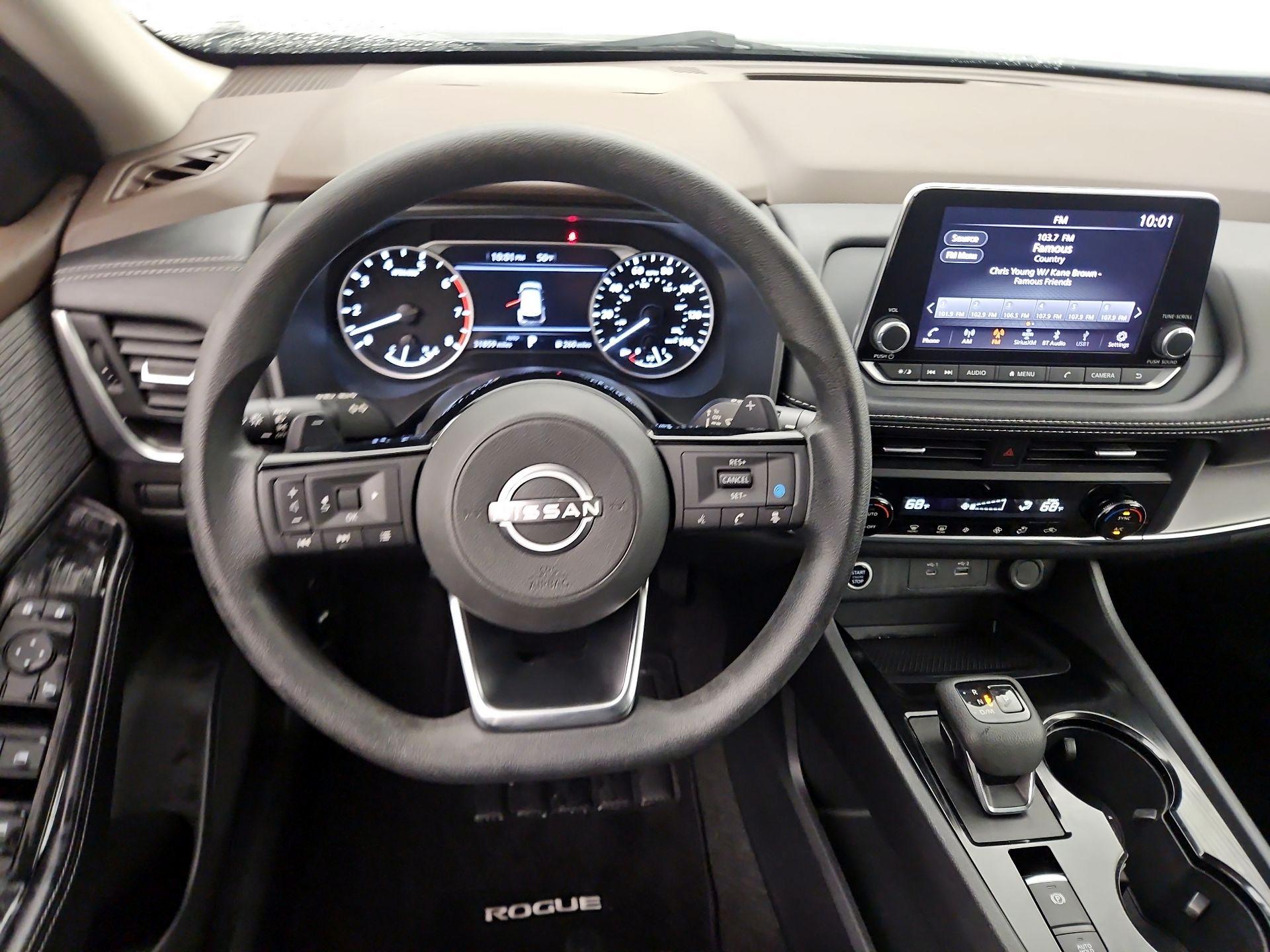 Thumbnail: 2023 Nissan Rogue - 10