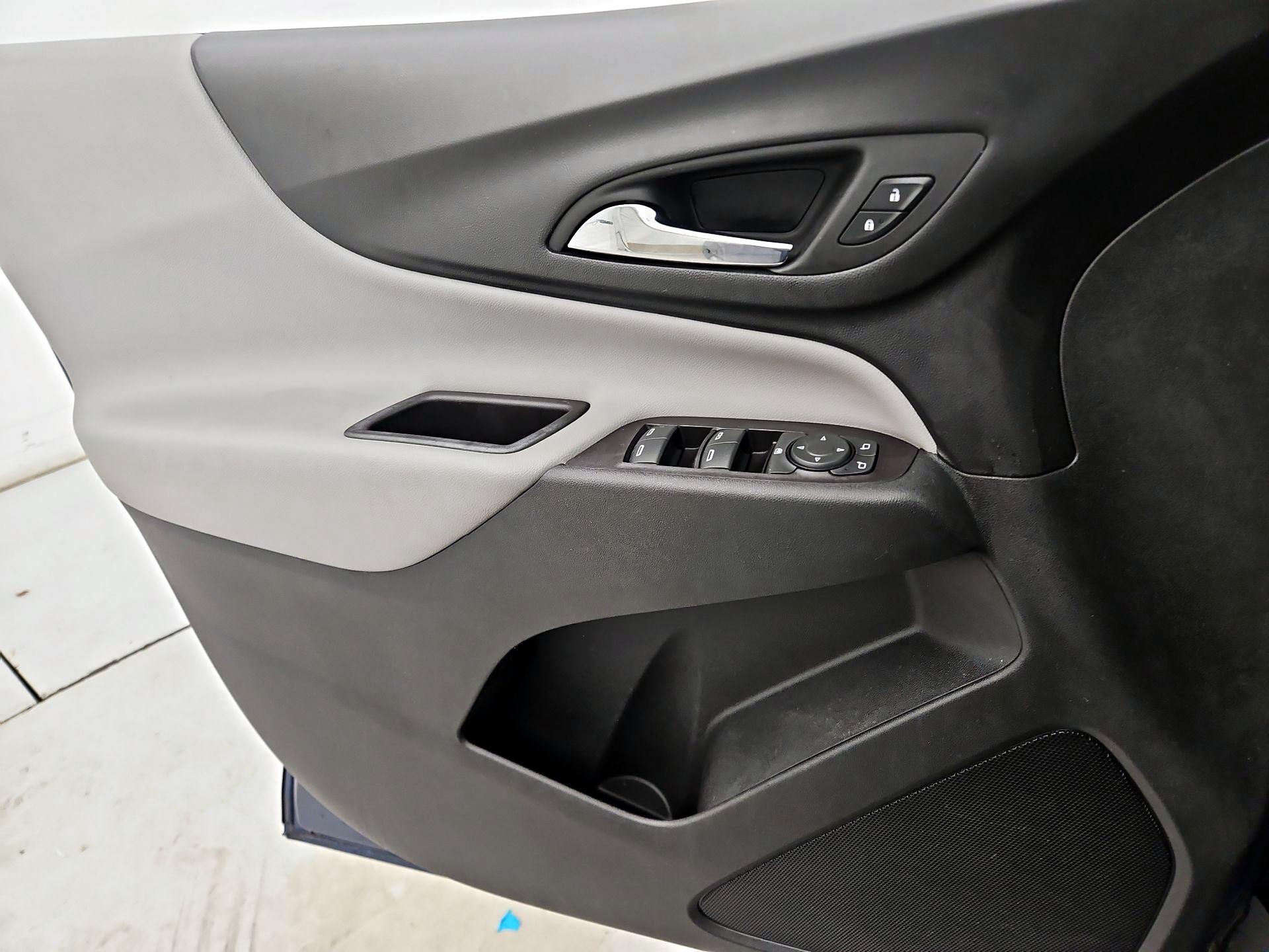 Thumbnail: 2020 Chevrolet Equinox - 12