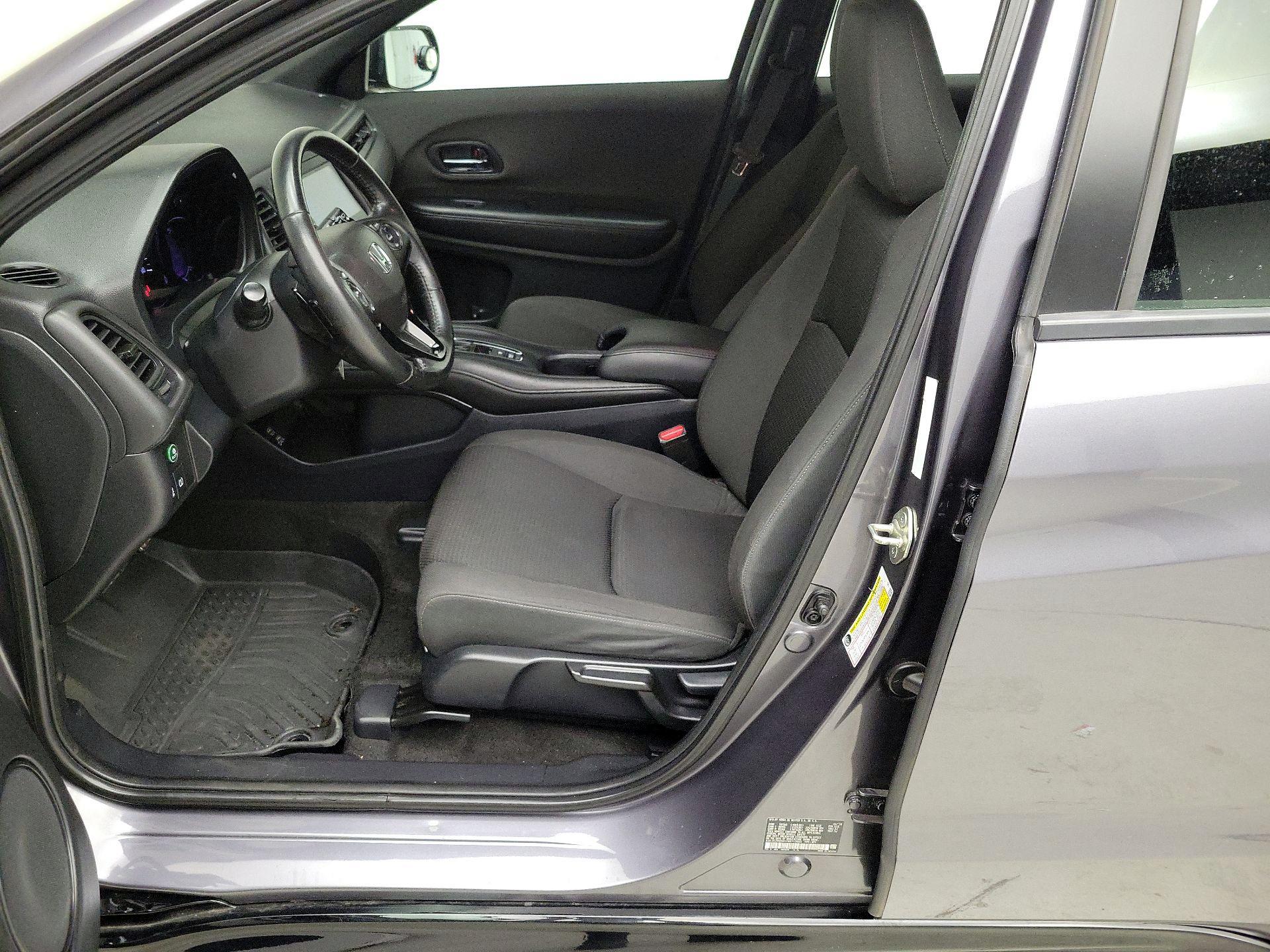 Thumbnail: 2019 Honda HR-V - 19