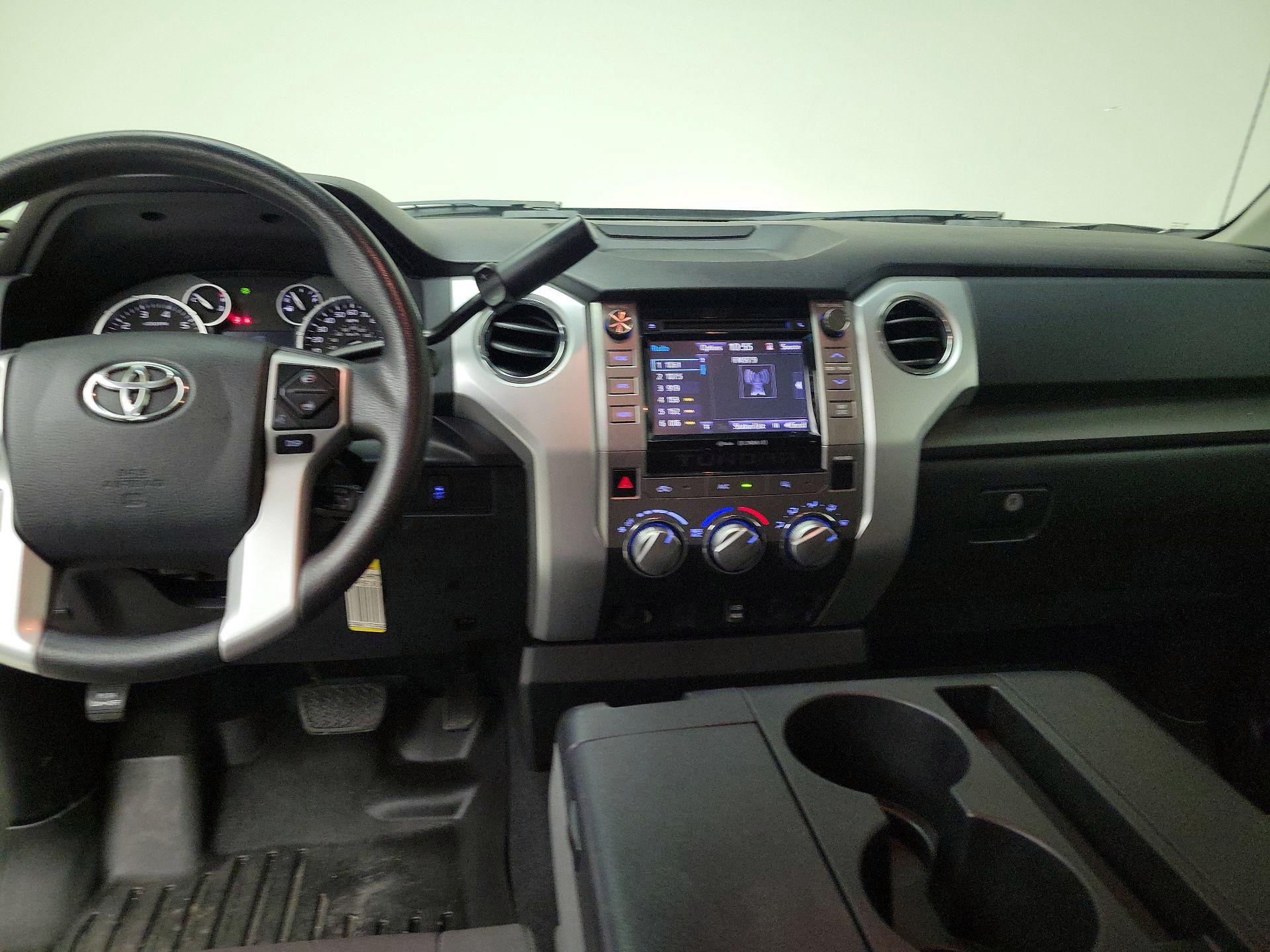 Thumbnail: 2014 Toyota Tundra - 9