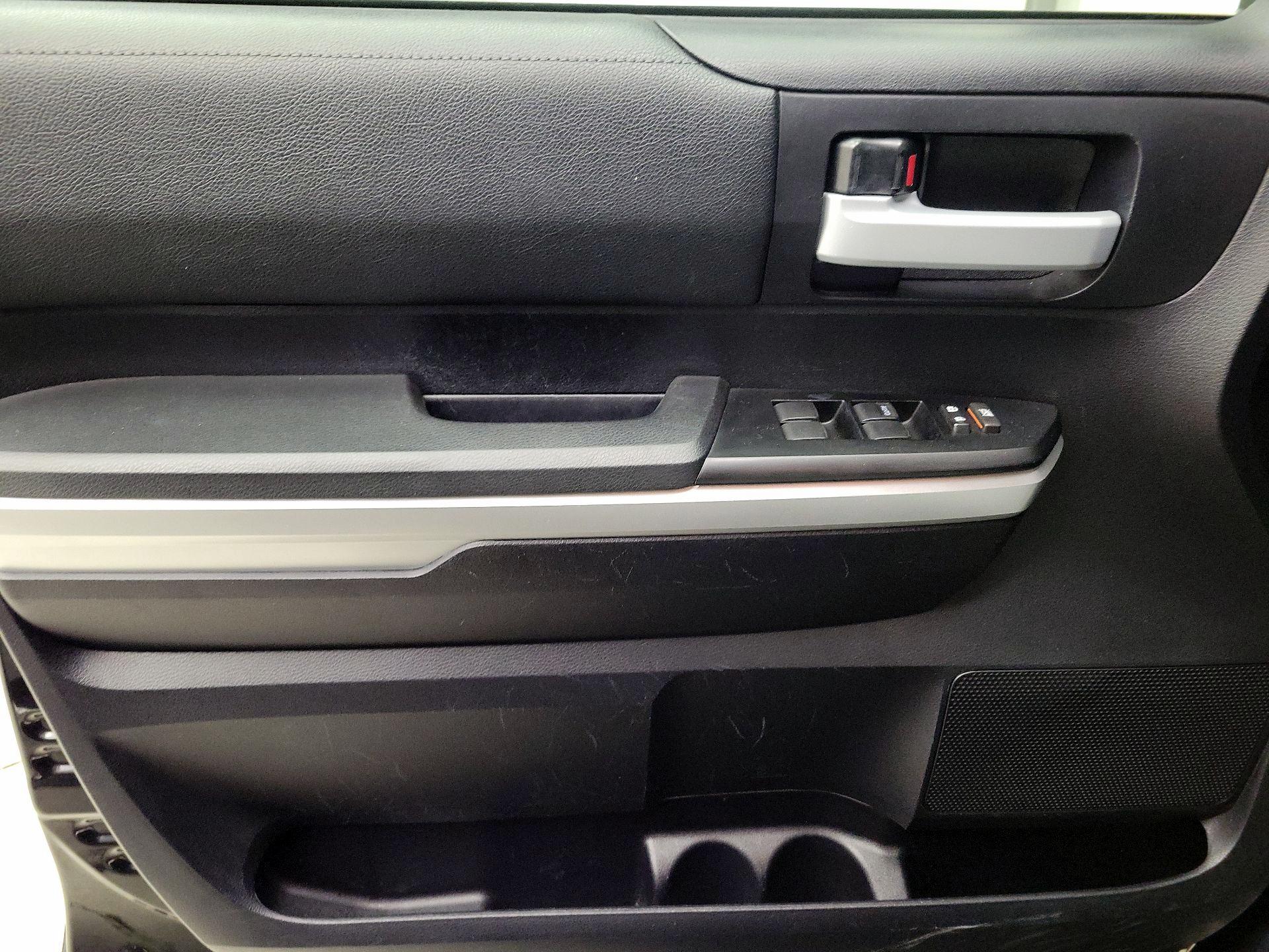 Thumbnail: 2014 Toyota Tundra - 12