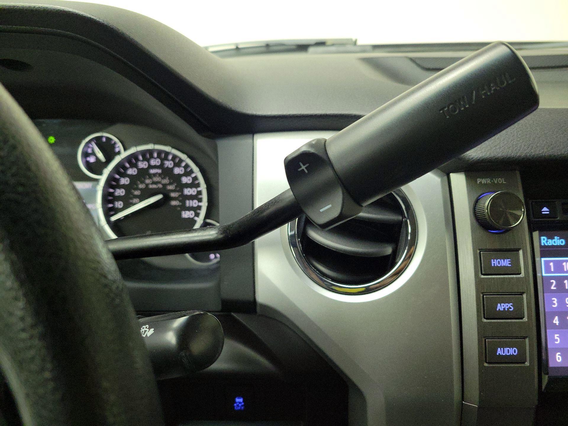 Thumbnail: 2014 Toyota Tundra - 17