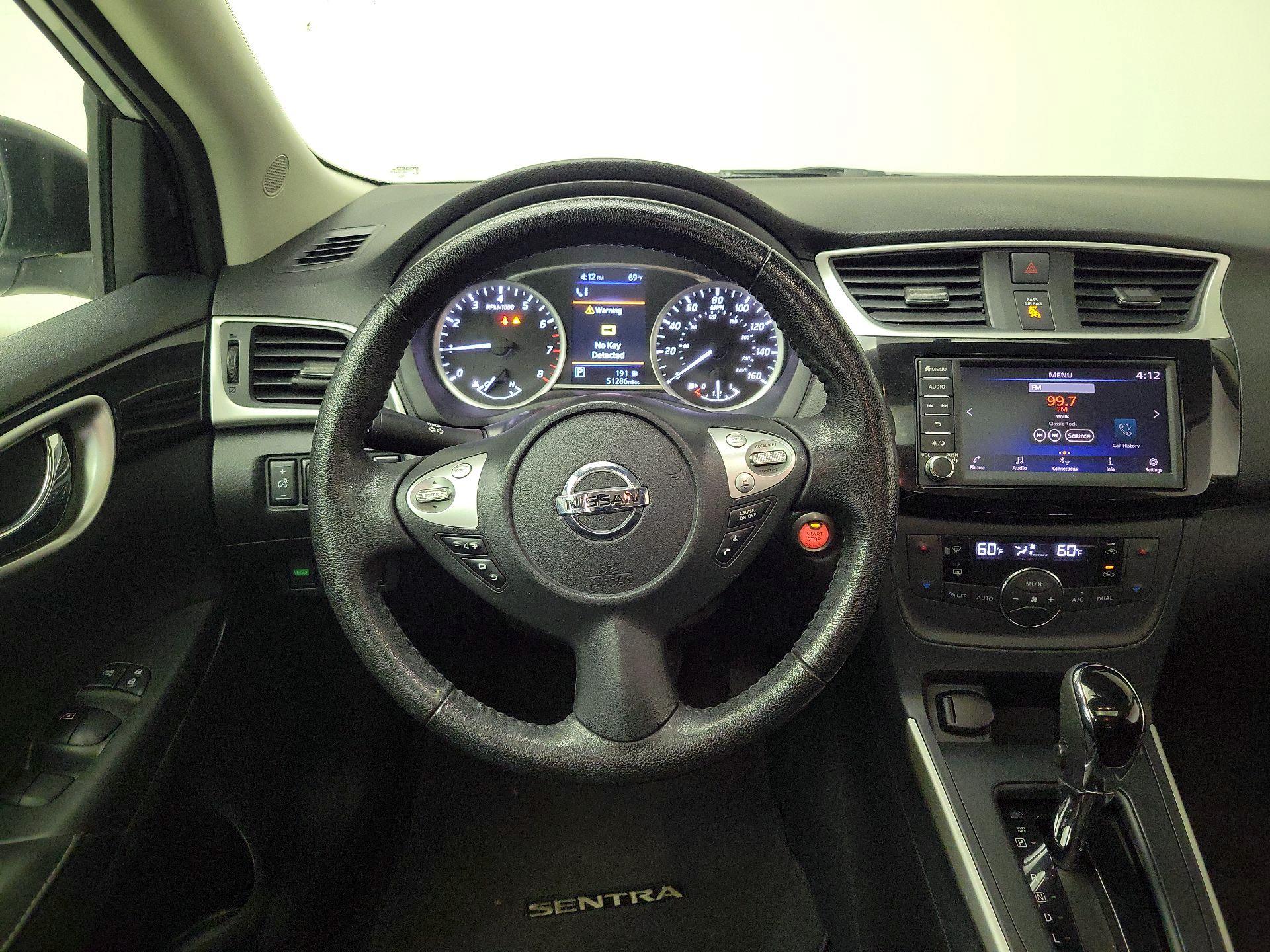 Thumbnail: 2019 Nissan Sentra - 10