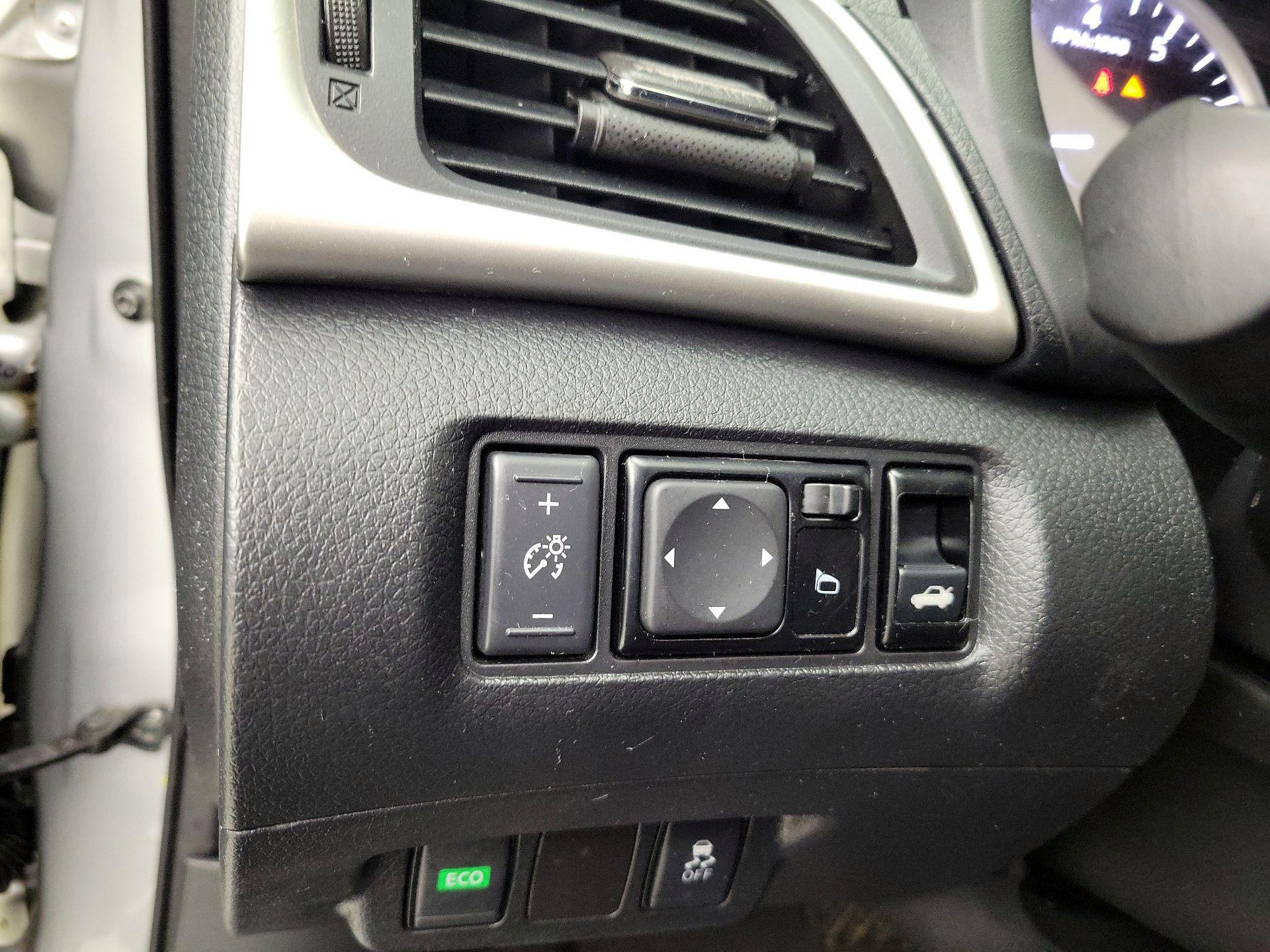 Thumbnail: 2019 Nissan Sentra - 13