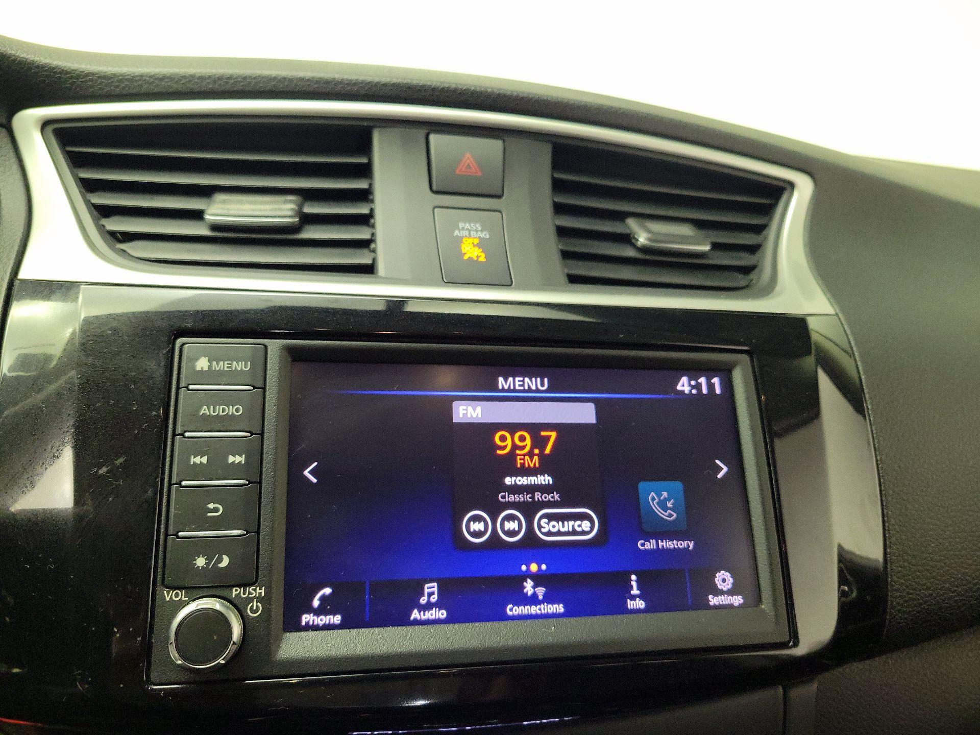 Thumbnail: 2019 Nissan Sentra - 15