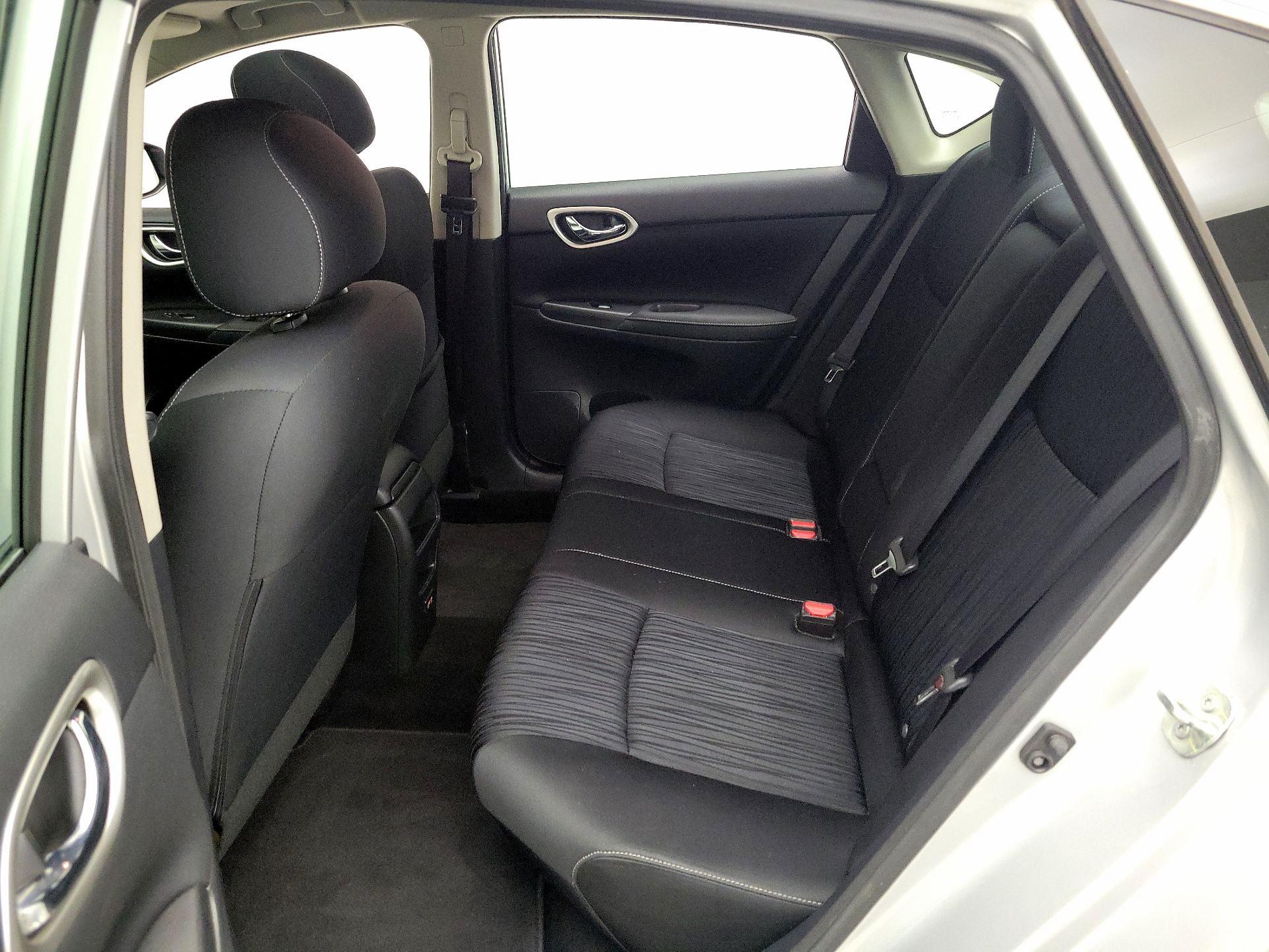 Thumbnail: 2019 Nissan Sentra - 20