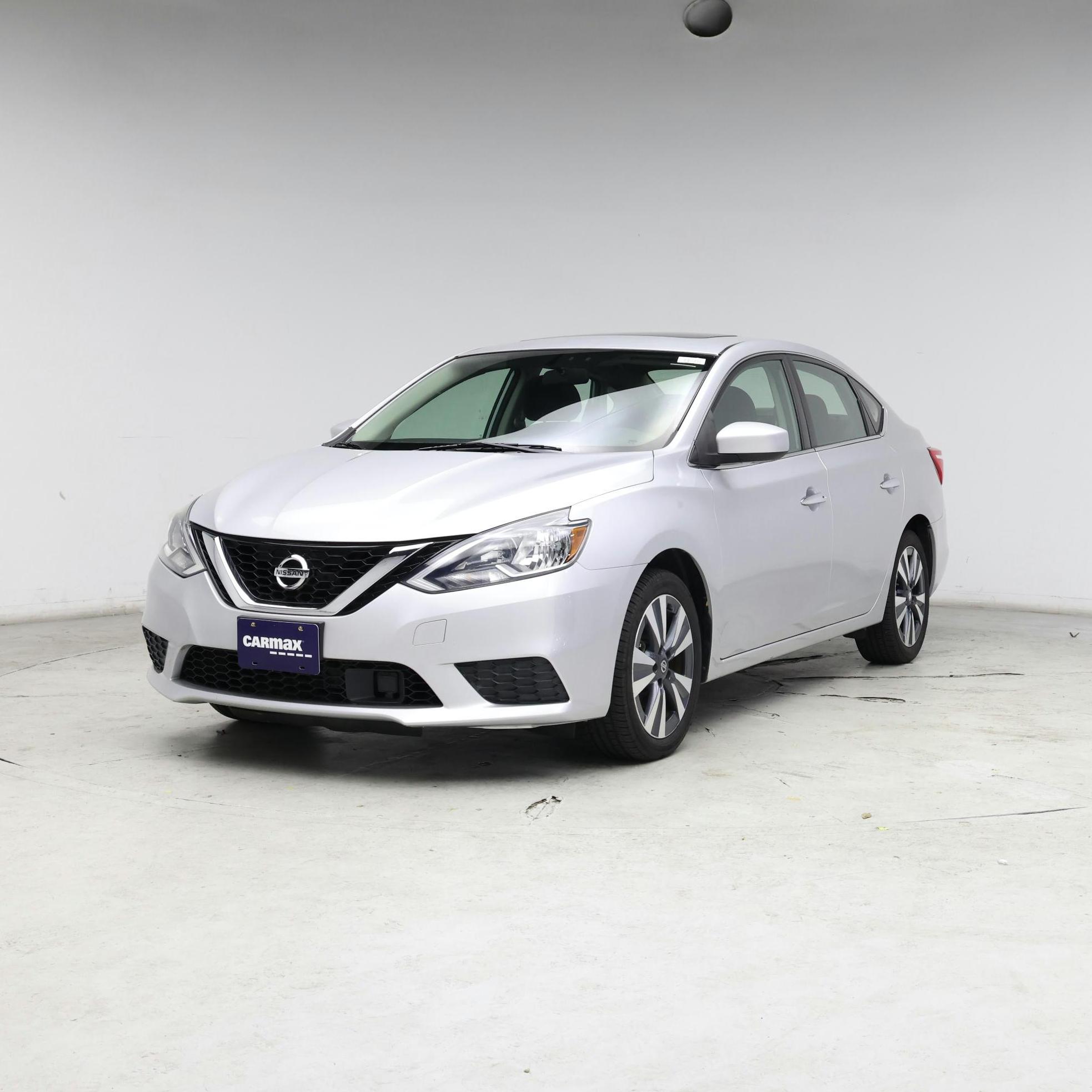 Thumbnail: 2019 Nissan Sentra - 4