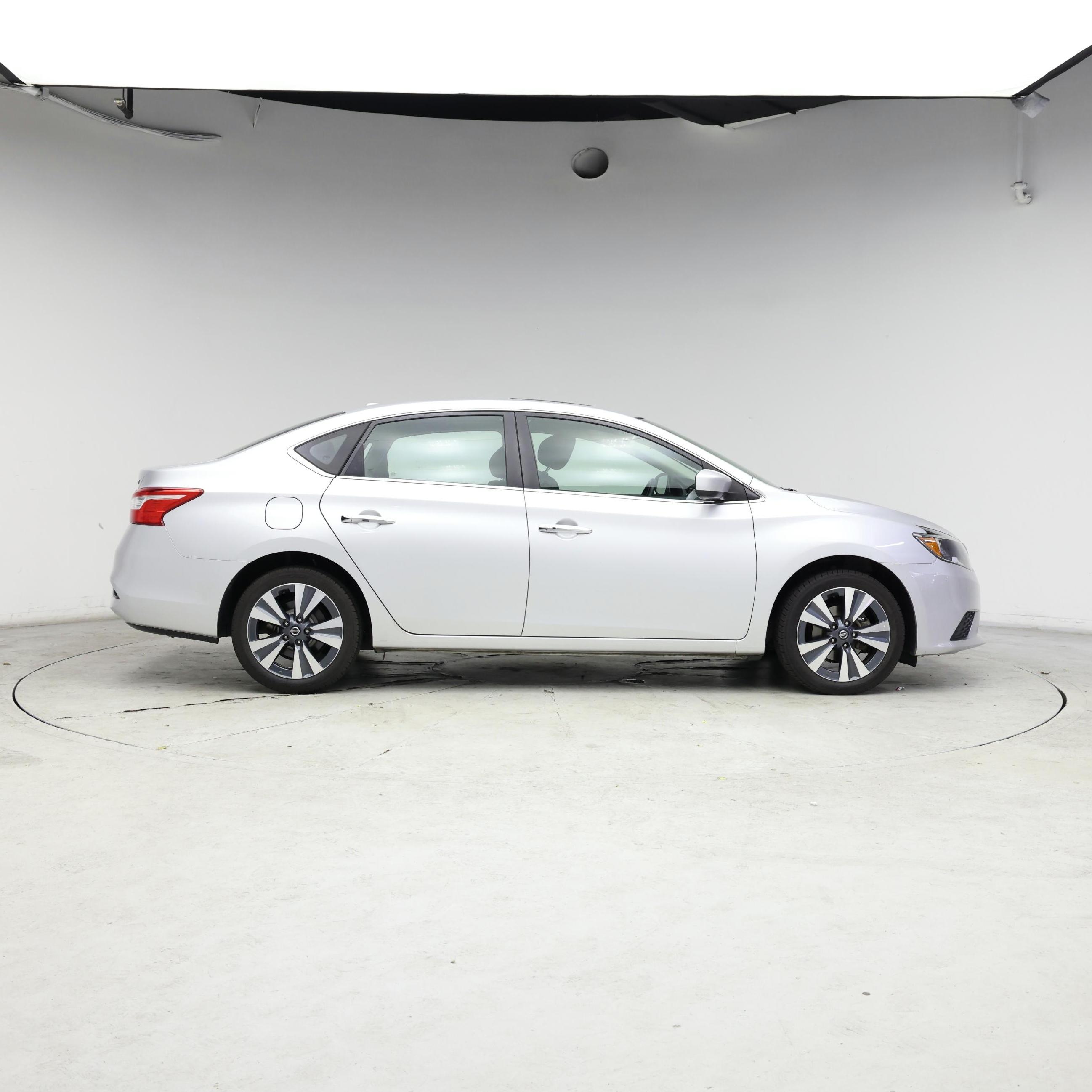 Thumbnail: 2019 Nissan Sentra - 7