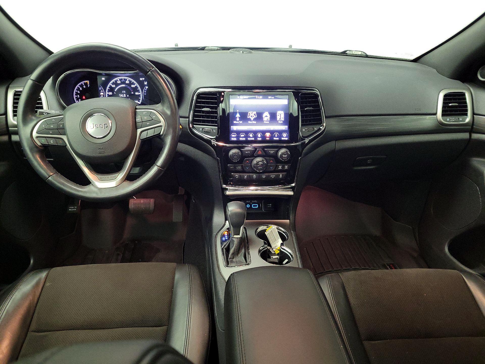 Thumbnail: 2020 Jeep Grand Cherokee - 9