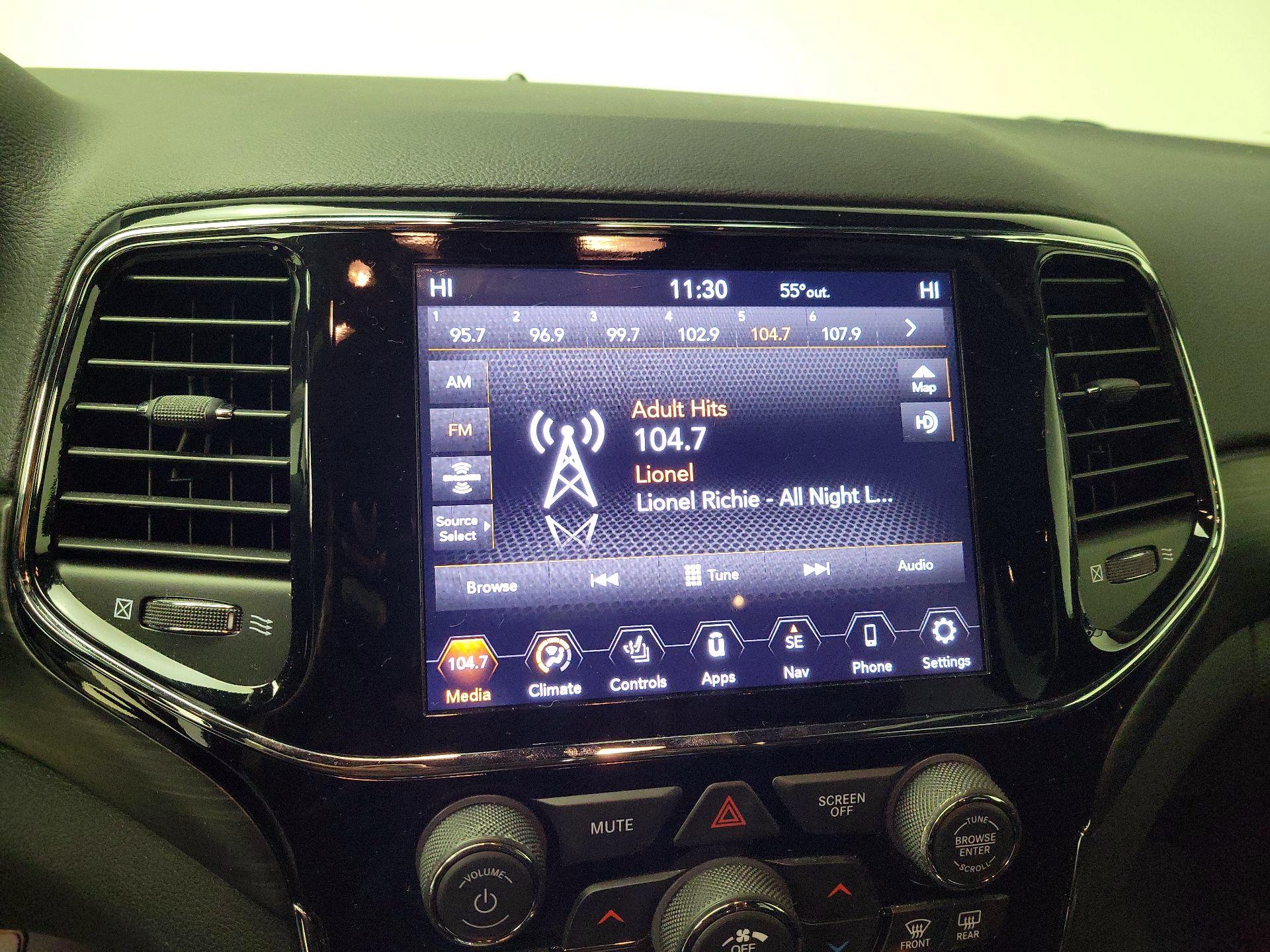 Thumbnail: 2020 Jeep Grand Cherokee - 16