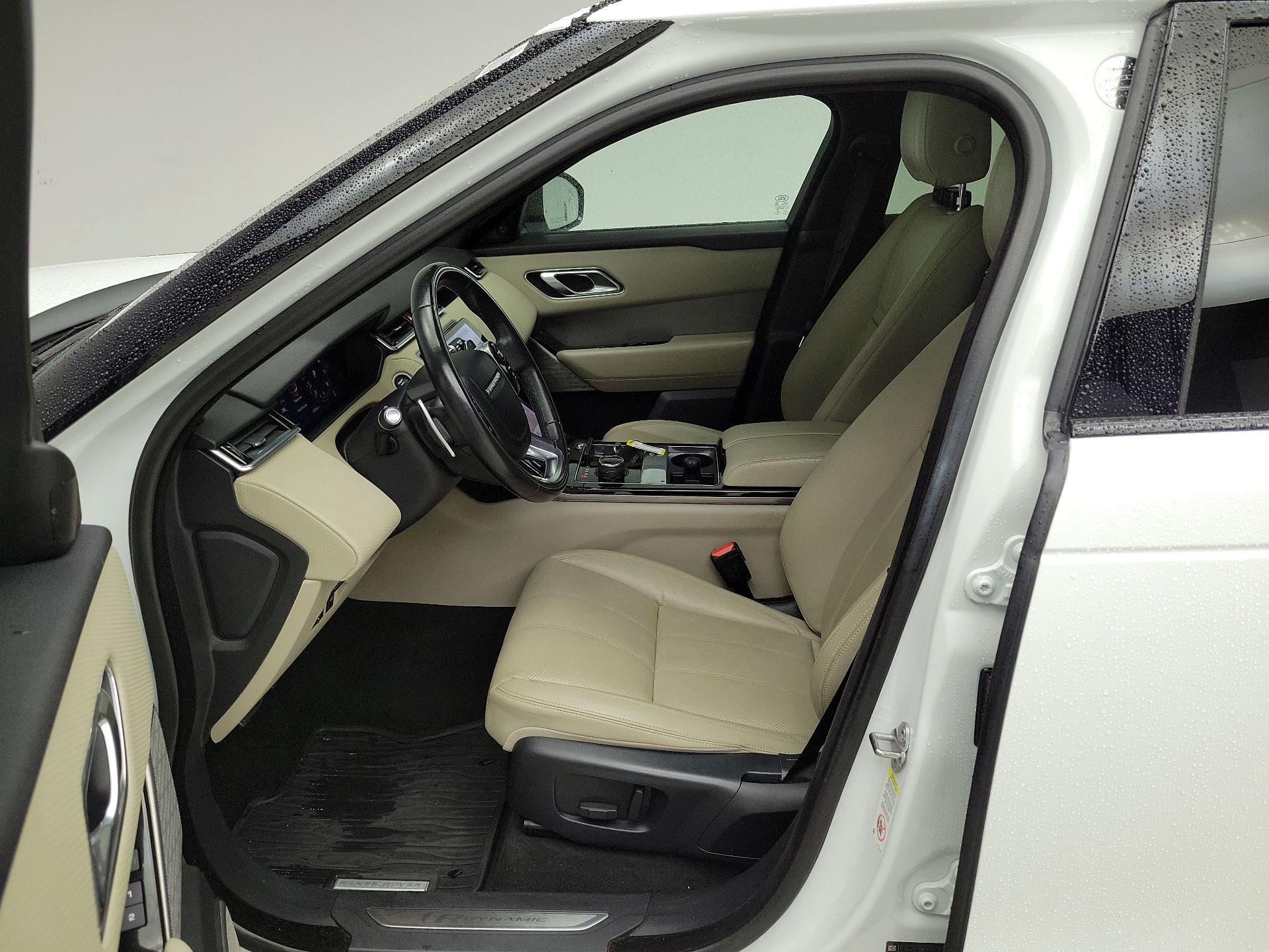 Thumbnail: 2018 Land Rover Range Rover Velar - 11