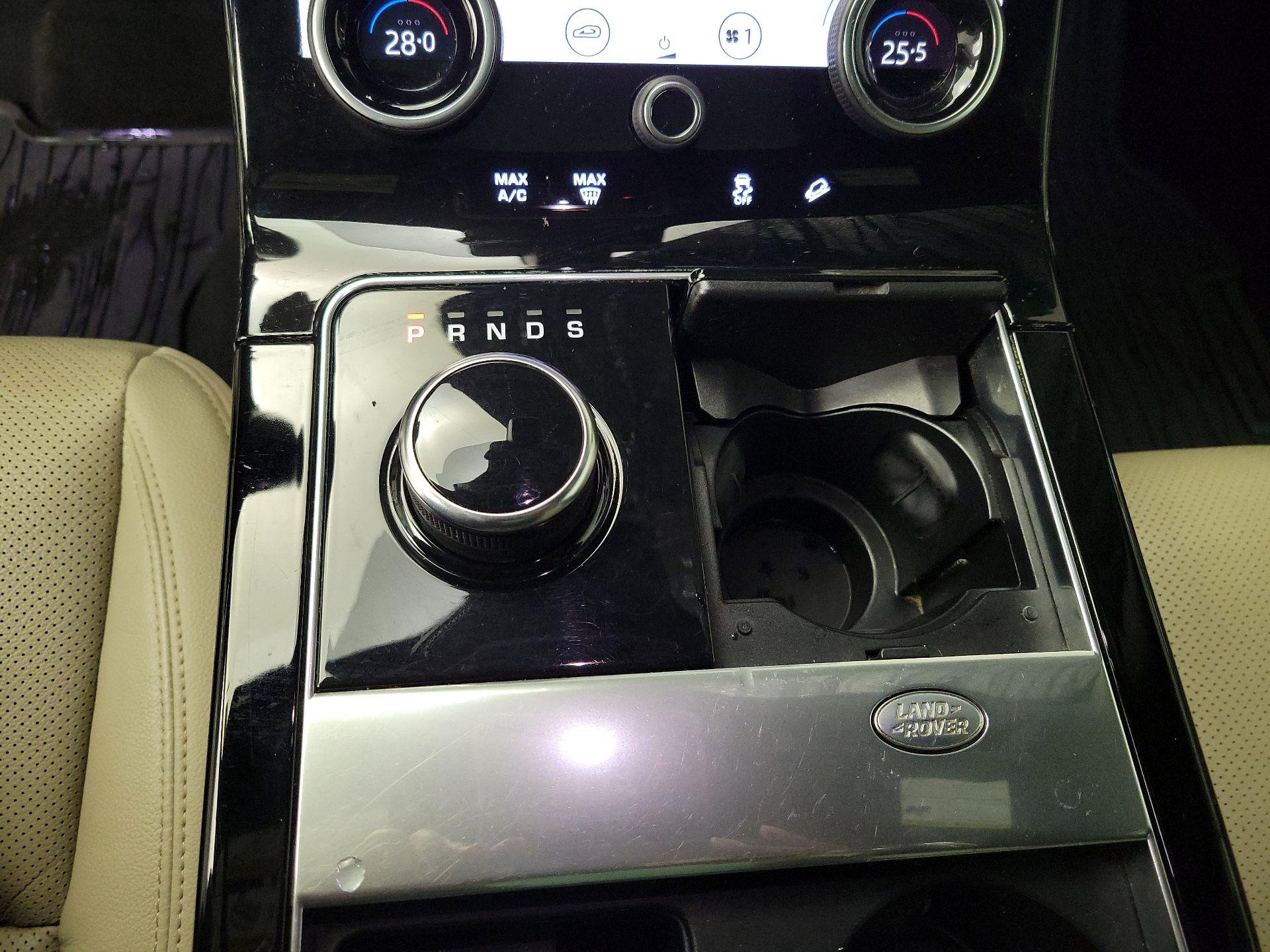 Thumbnail: 2018 Land Rover Range Rover Velar - 18