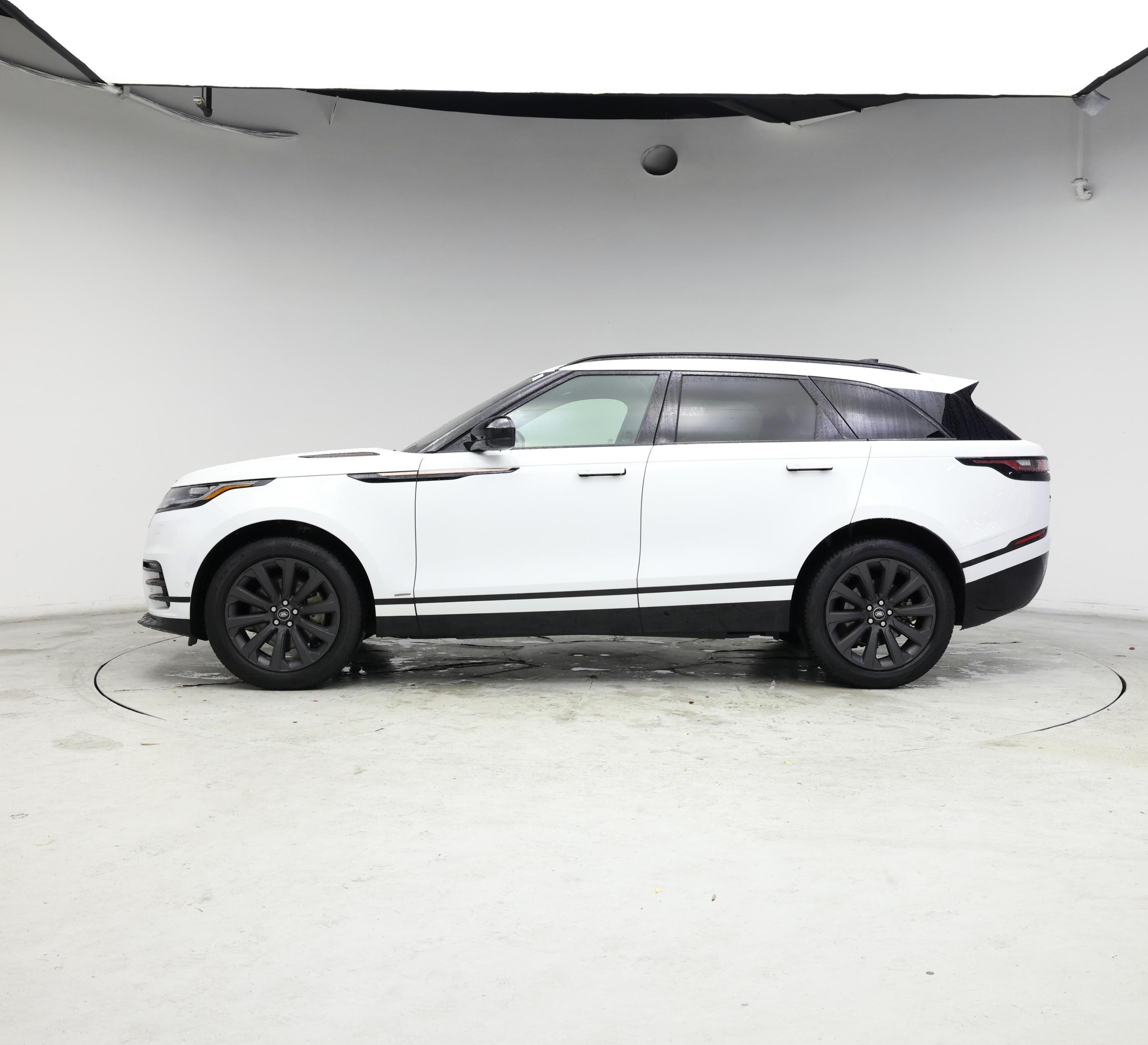 Thumbnail: 2018 Land Rover Range Rover Velar - 3
